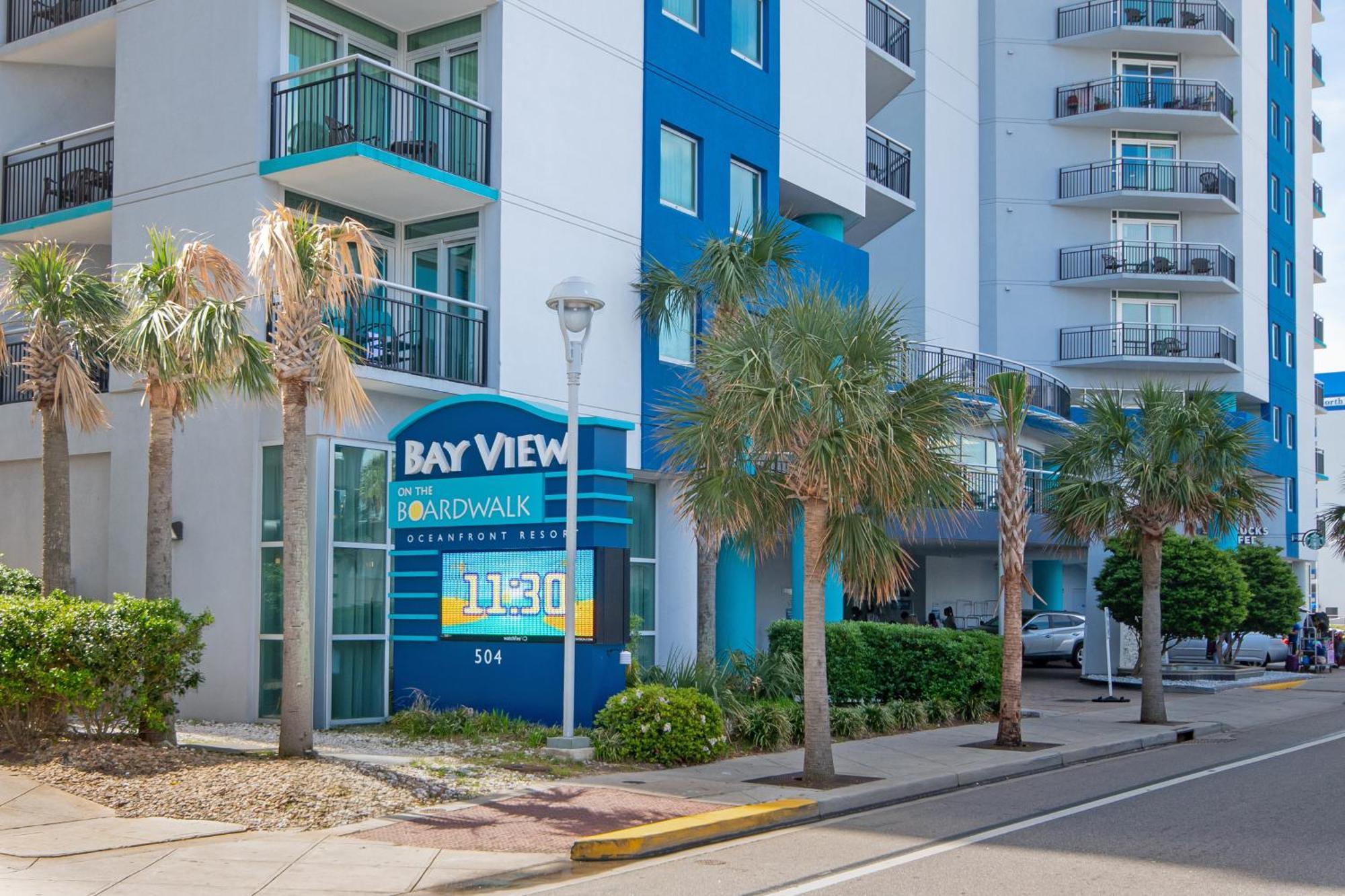 New Luxury Oceanfront 2br With Relaxing Ambiance *