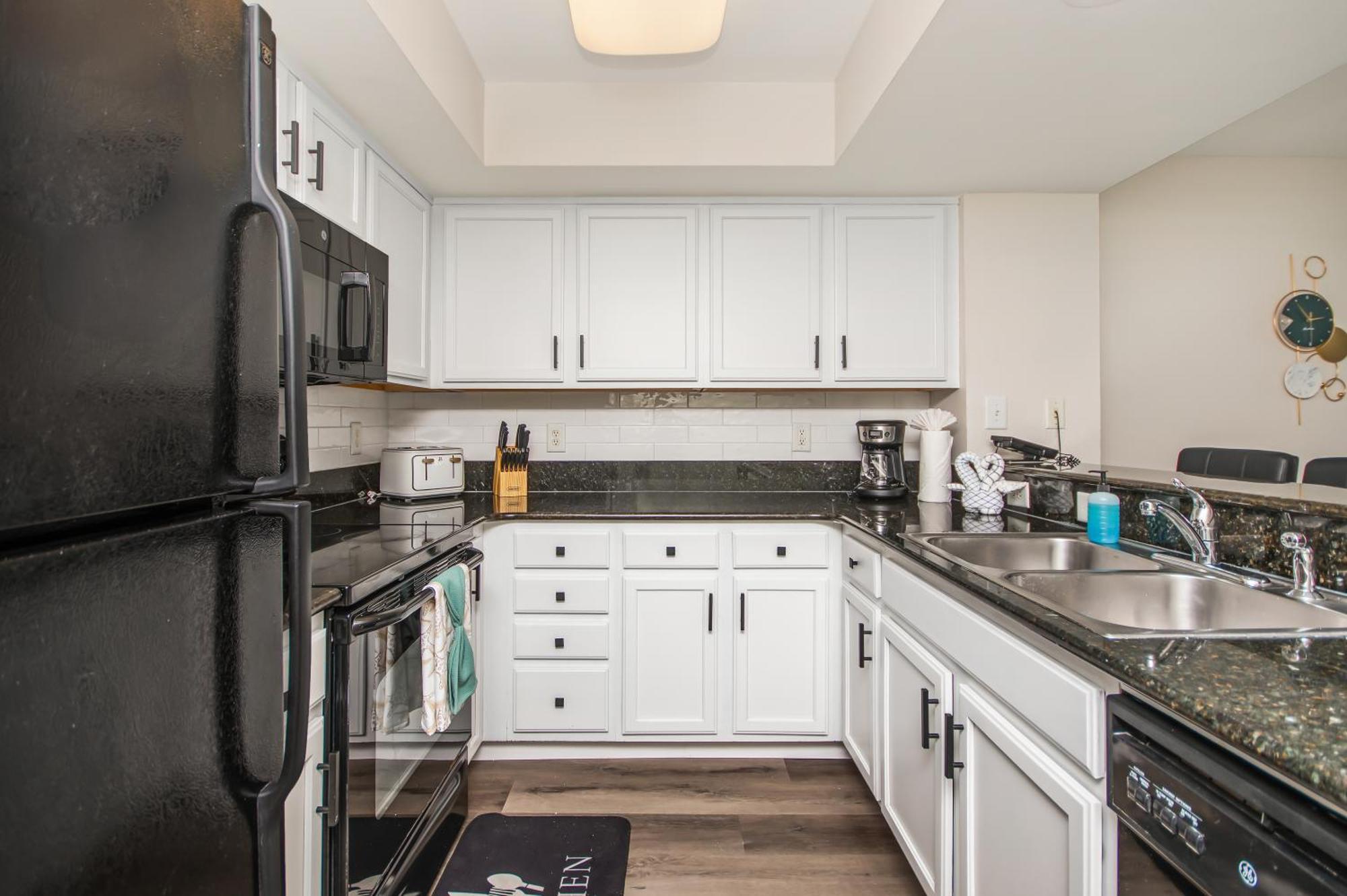 New Coastal Gem 1br With Incredible Oceanfront Views *