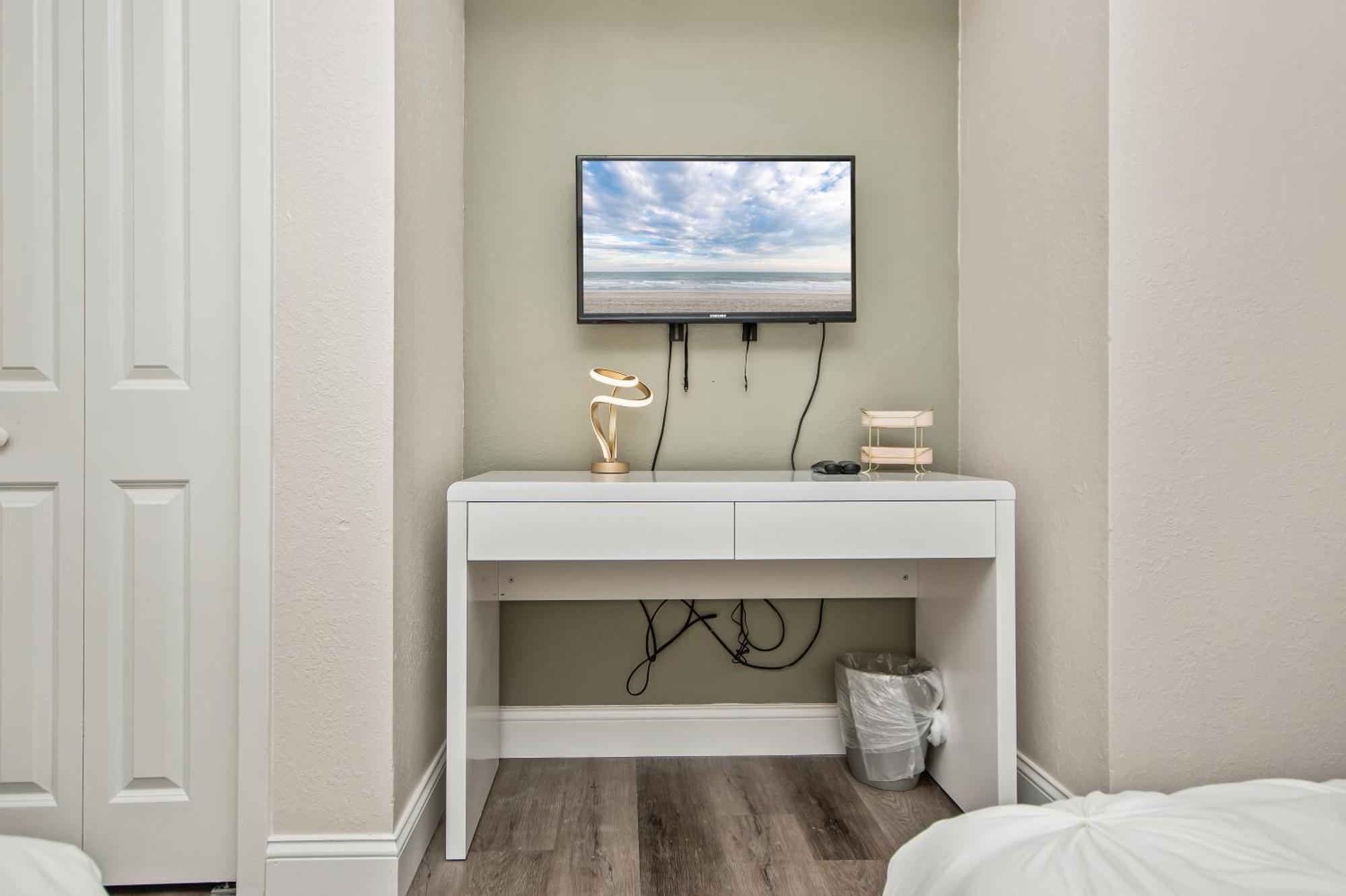 New Coastal Gem 1br With Incredible Oceanfront Views Apartment