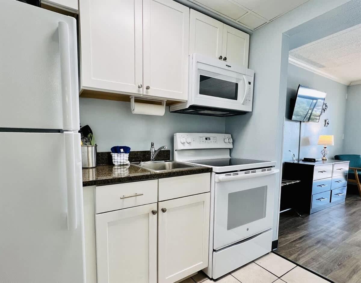 Holiday home *see The Waves From Your Big Balcony*great Pools, Hot Tubs*h34 Myrtle Beach