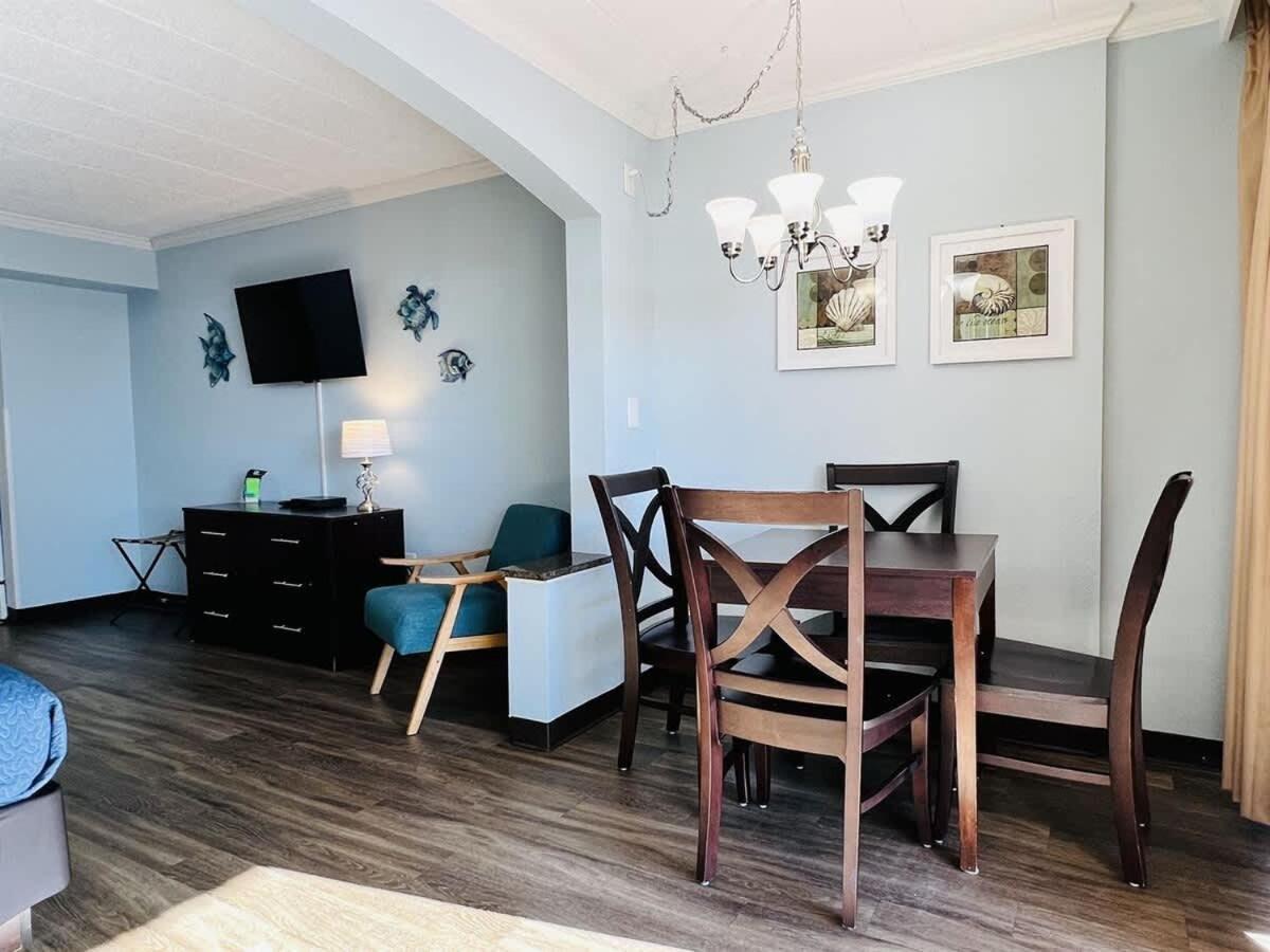 *see The Waves From Your Big Balcony*great Pools, Hot Tubs*h34 Holiday home *