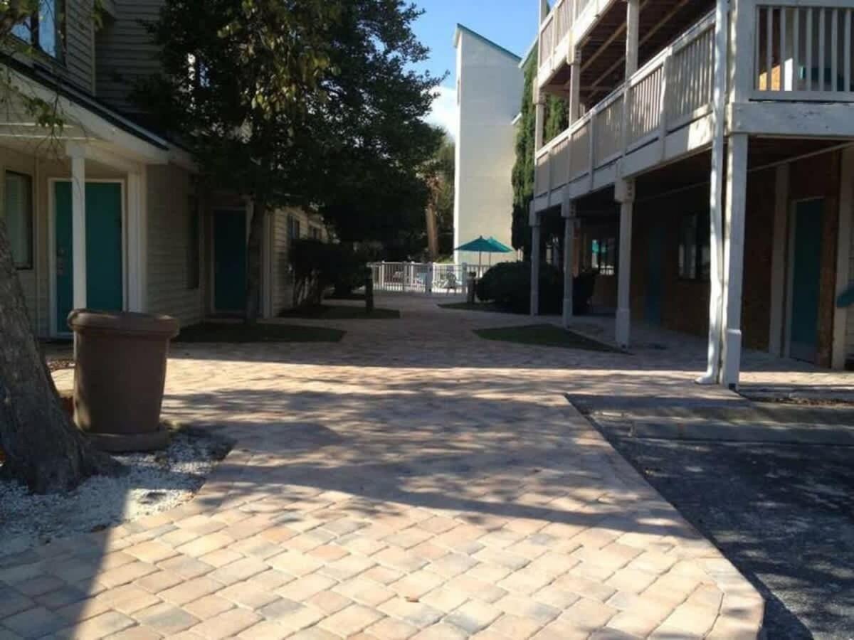 *delightful Family Retreat*pool, Steps To The Sand*h32-3 Holiday home *
