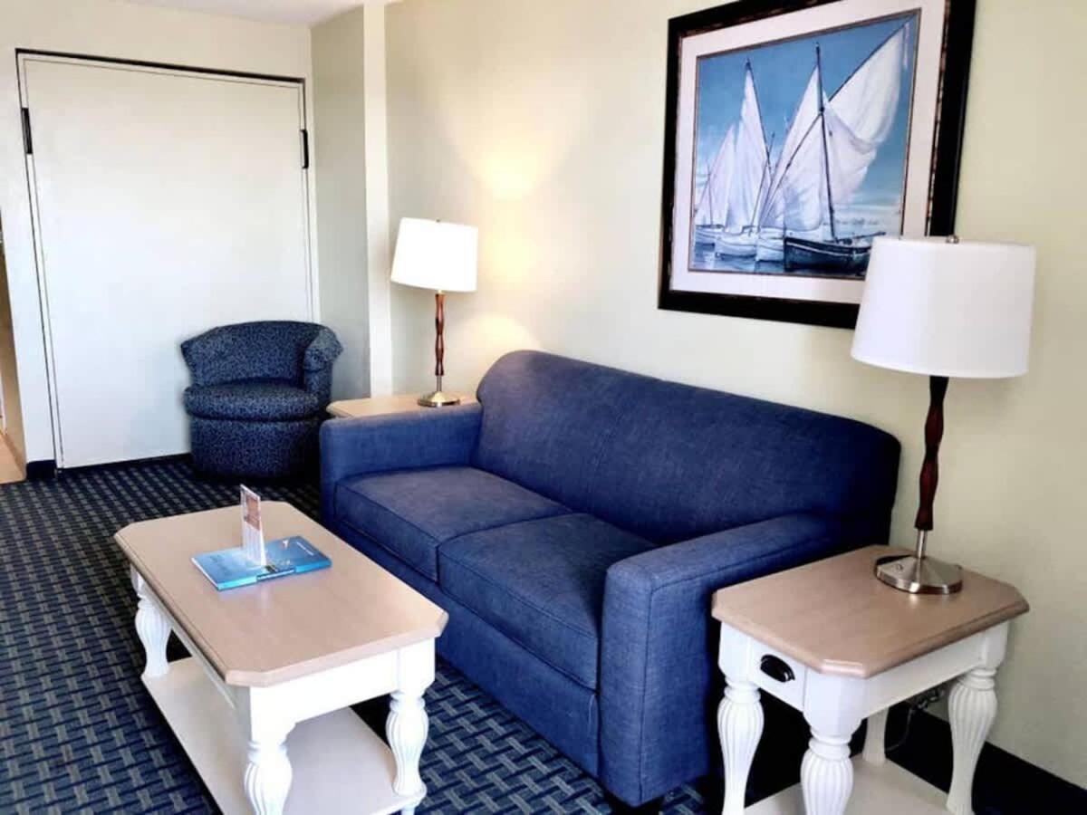 *oceanfront*tons Of Amenities*compass Cove*s107