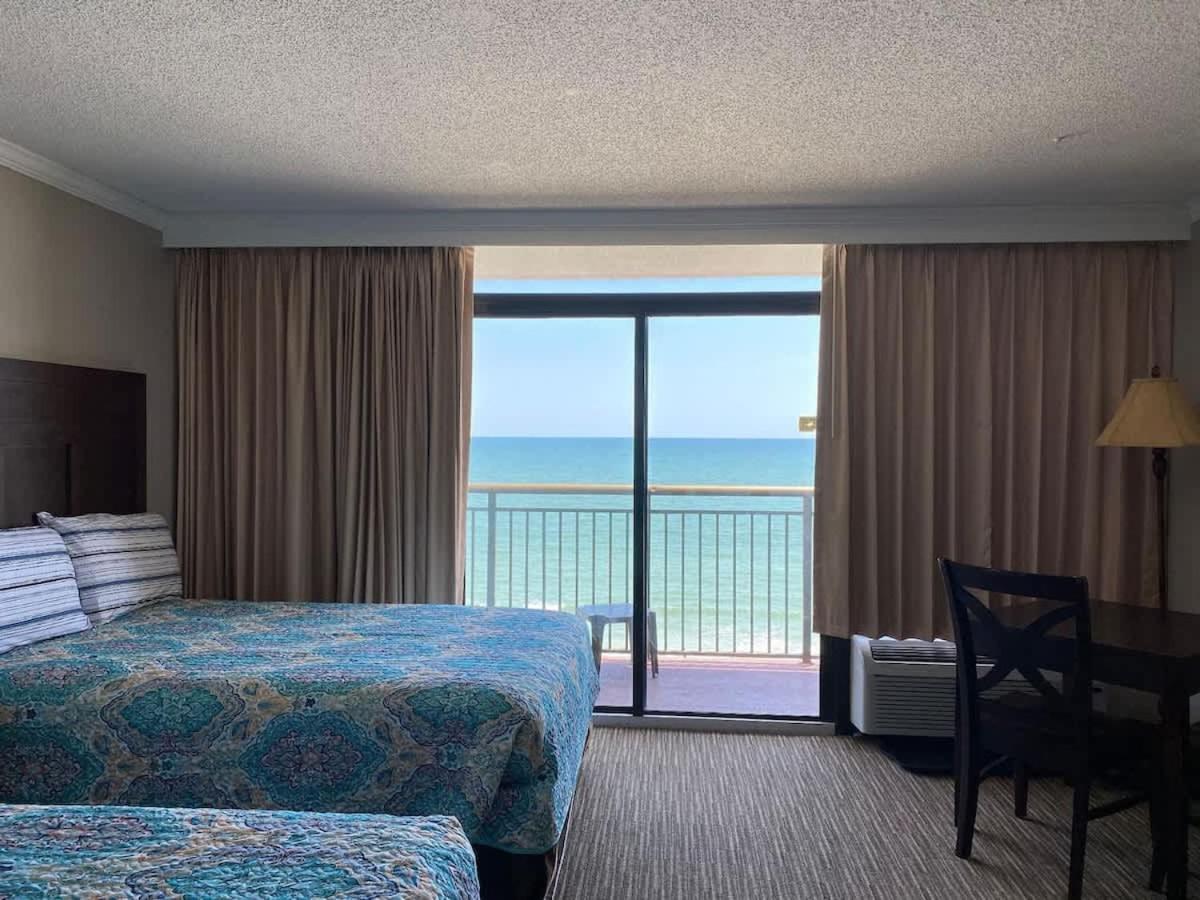 Holiday home *oceanfront Getaway* Great Pools, Lazy River, Hot Tubs+*a82 Myrtle Beach