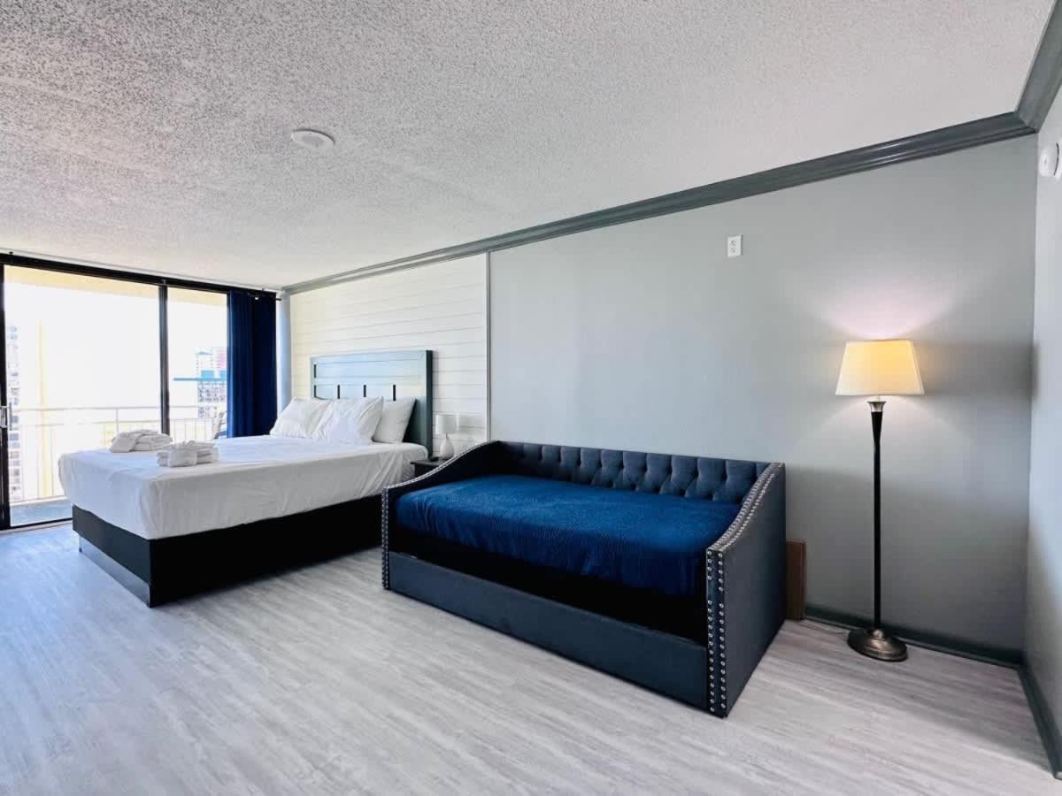 Lovely View Condo,king,pool,free Tickets,m11 Holiday home *