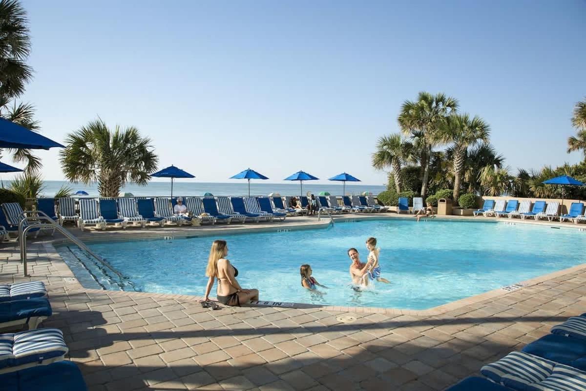 Lovely View Condo,king,pool,free Tickets,m11 Holiday home *