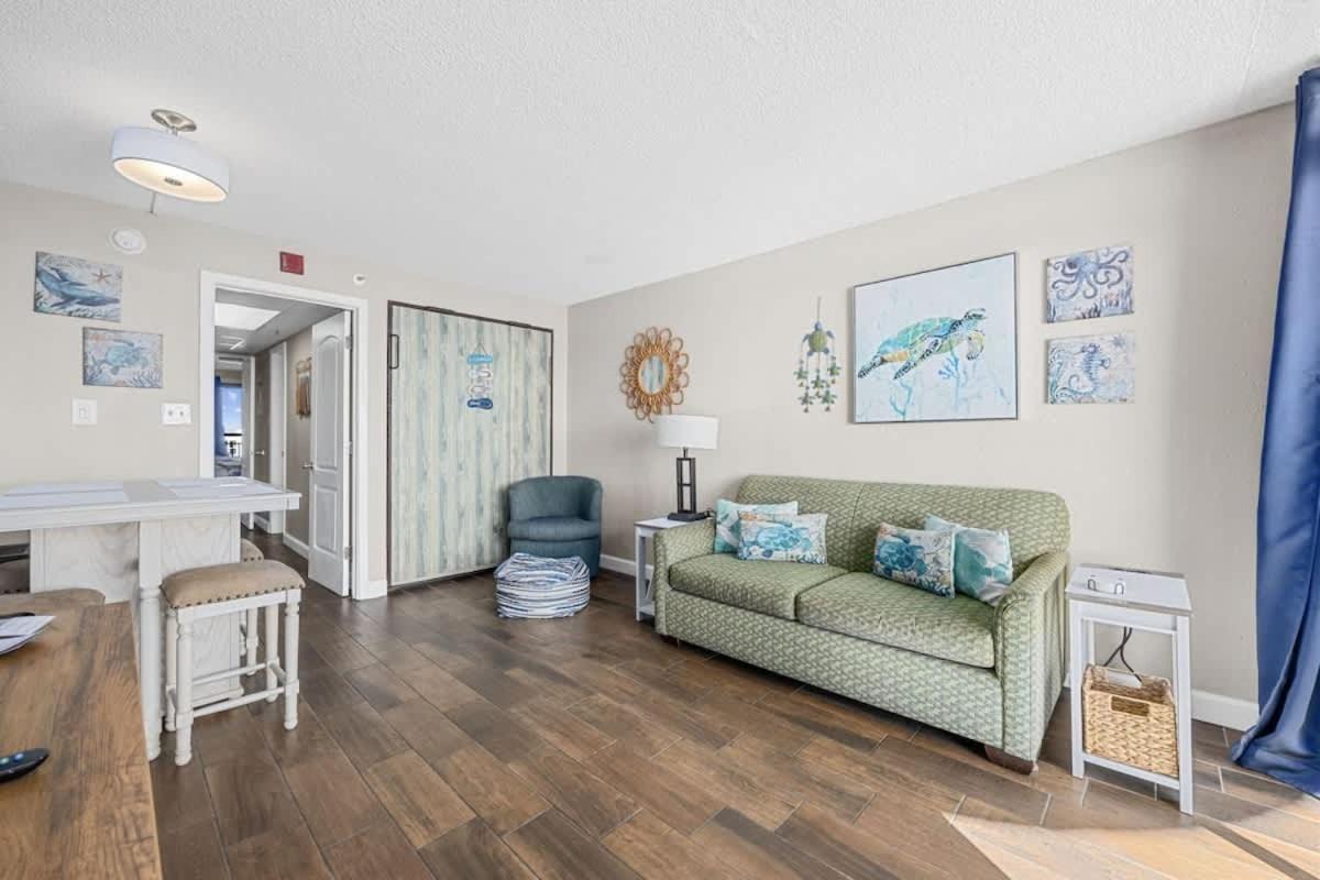Oceanfront Fresh Reno*extended Balcony*l145 Holiday home