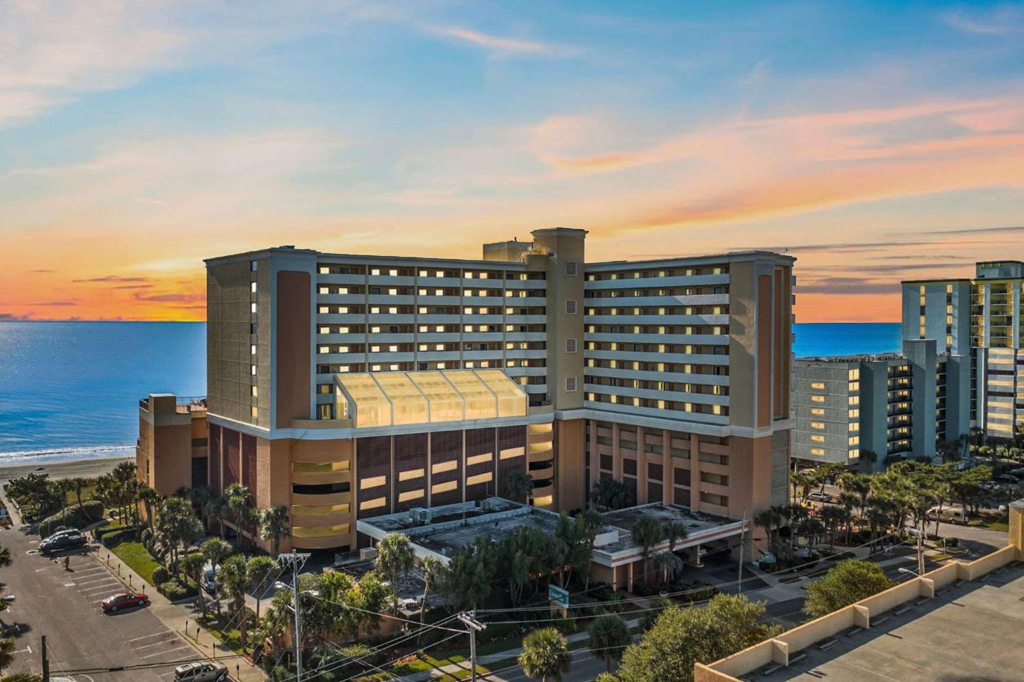 Holiday home Beachview Bliss King Bed Pools Lazy River Hot Tubs Free Tickets No Fees M23 Myrtle Beach