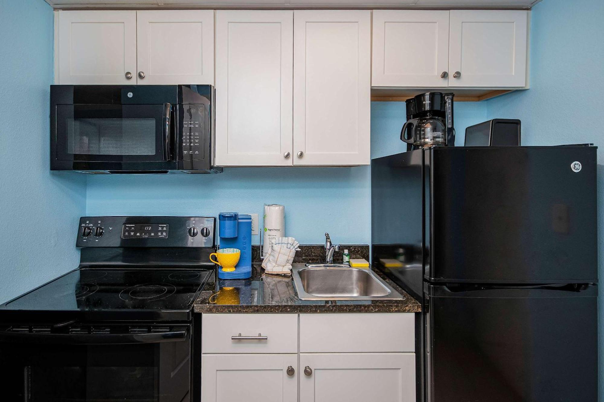 Beachview Bliss King Bed Pools Lazy River Hot Tubs Free Tickets No Fees M23 Holiday home Myrtle Beach