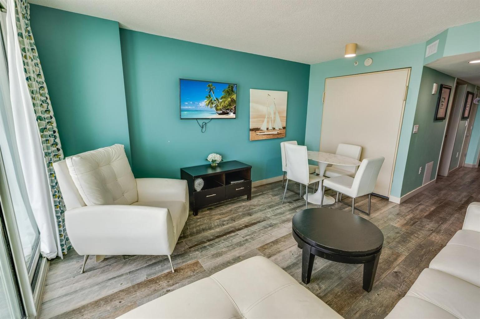New Modern, Direct Oceanfront, Boardwalk, Views! Myrtle Beach