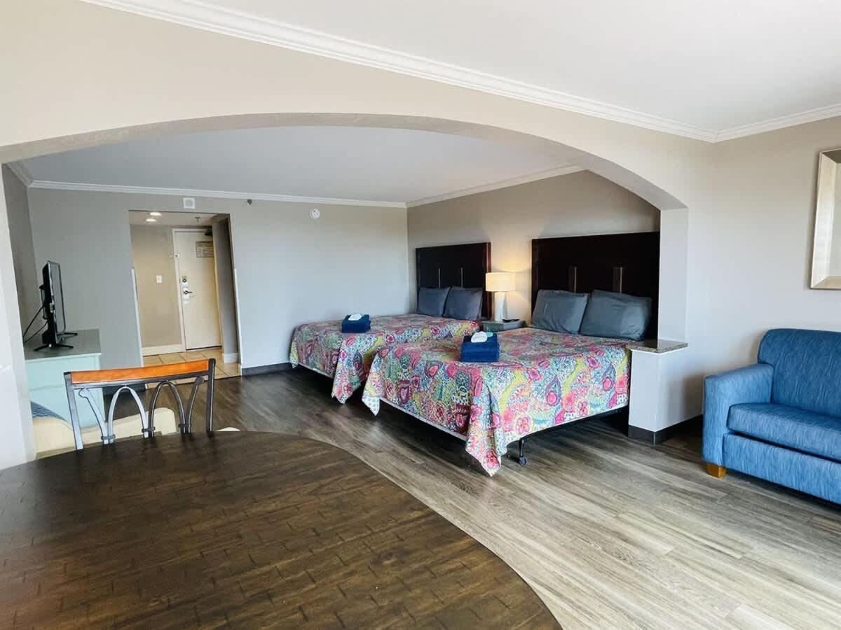 Holiday home *fantastic Sunsets Await* *queen Beds *great Pools, Hot Tubs+++*nm61