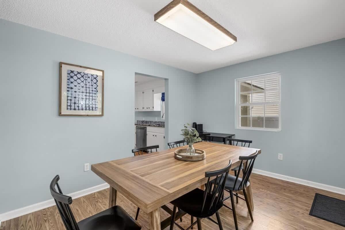 *comfy N. Myrtle House*3 New Queens*steps To The Beach*v384 Myrtle Beach
