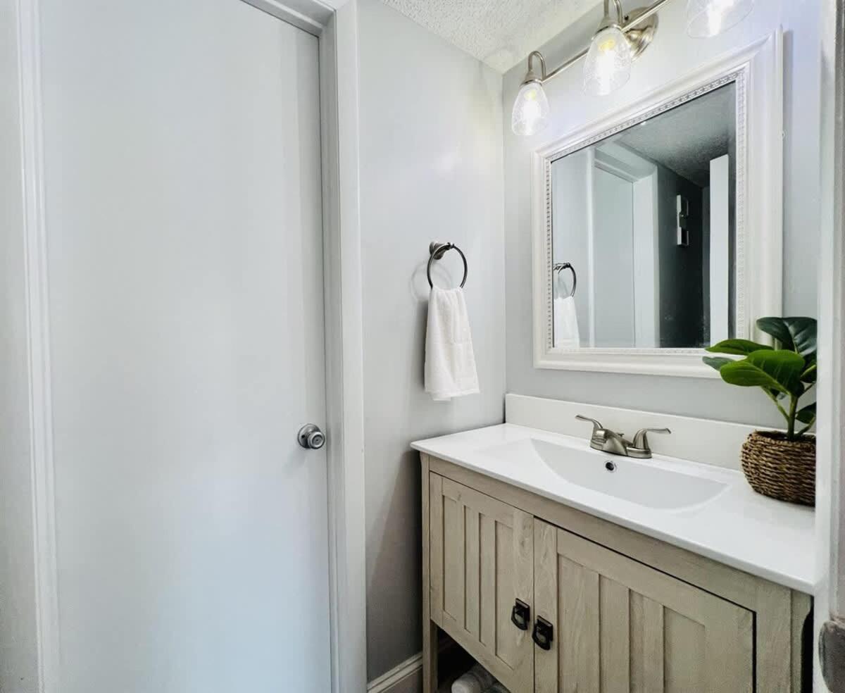*fresh Myrtle Reno*relax*pools*beach*more*t401 *