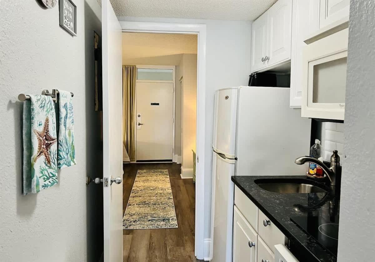 *fresh Myrtle Reno*relax*pools*beach*more*t401