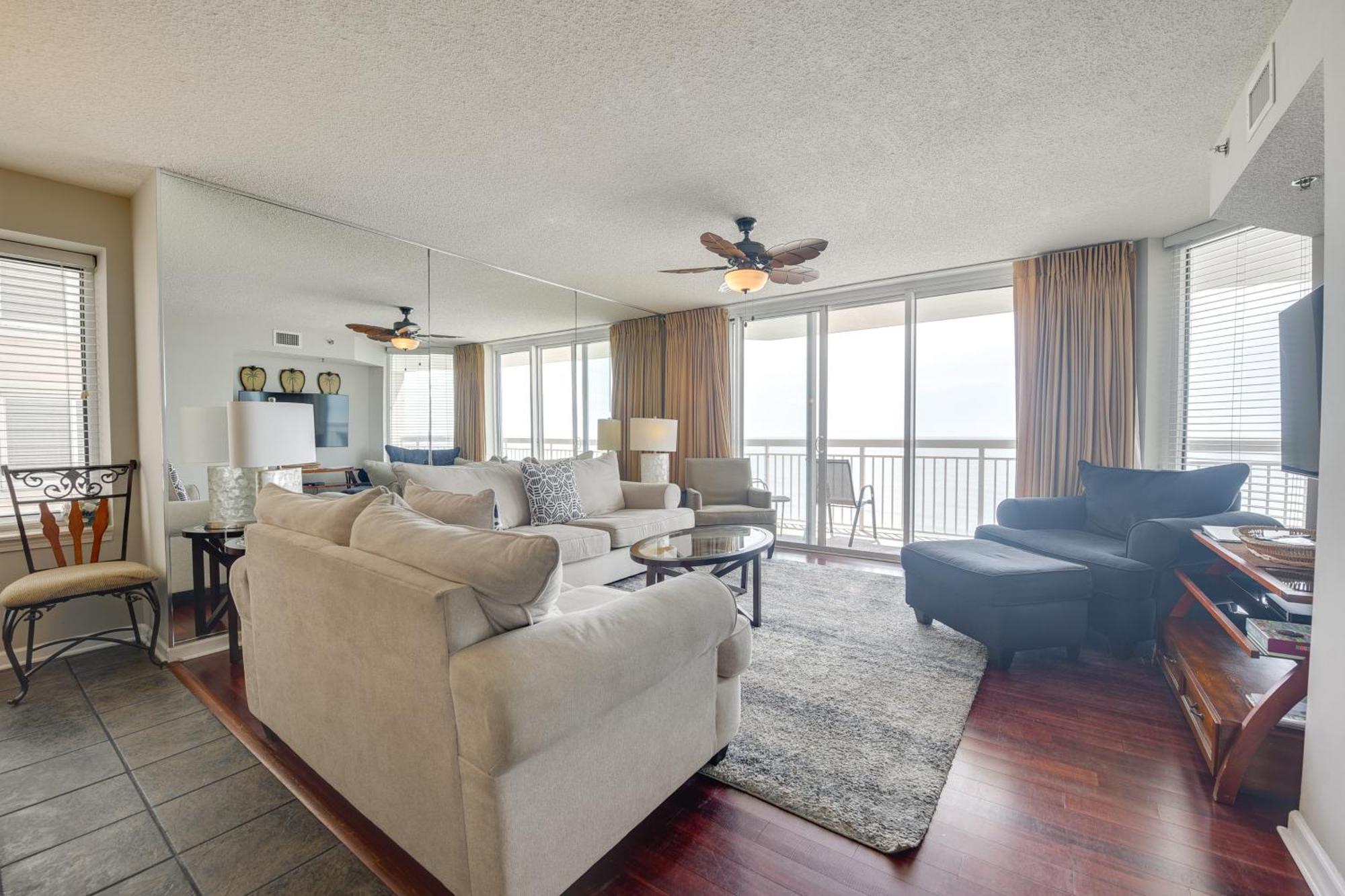 Myrtle Seaside Escape With And Pool Access *