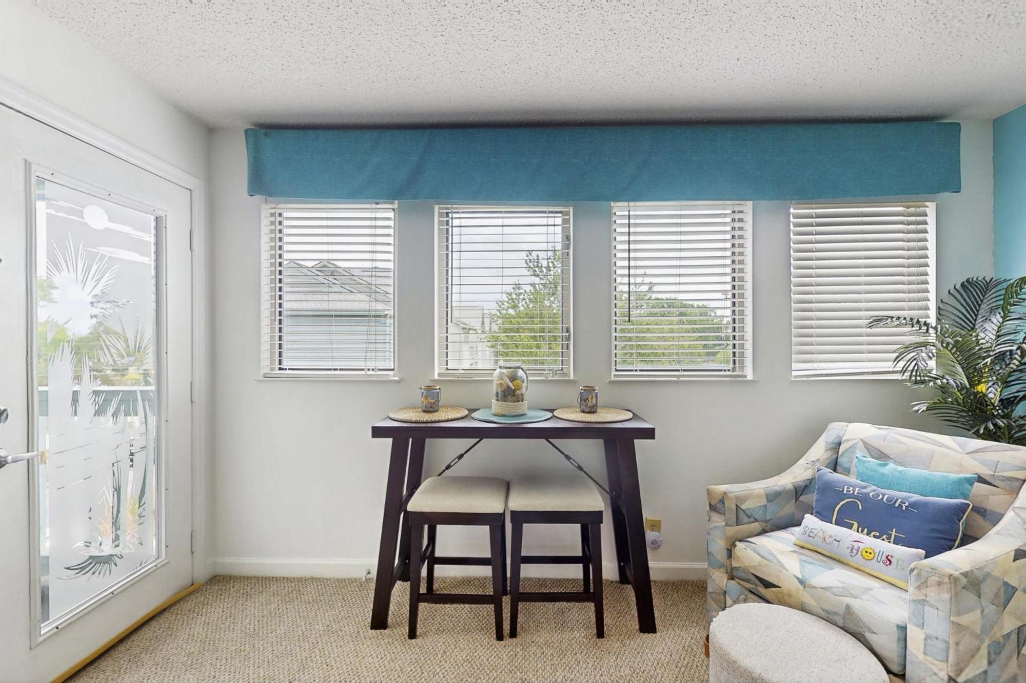 Sunny Coastal Apartment