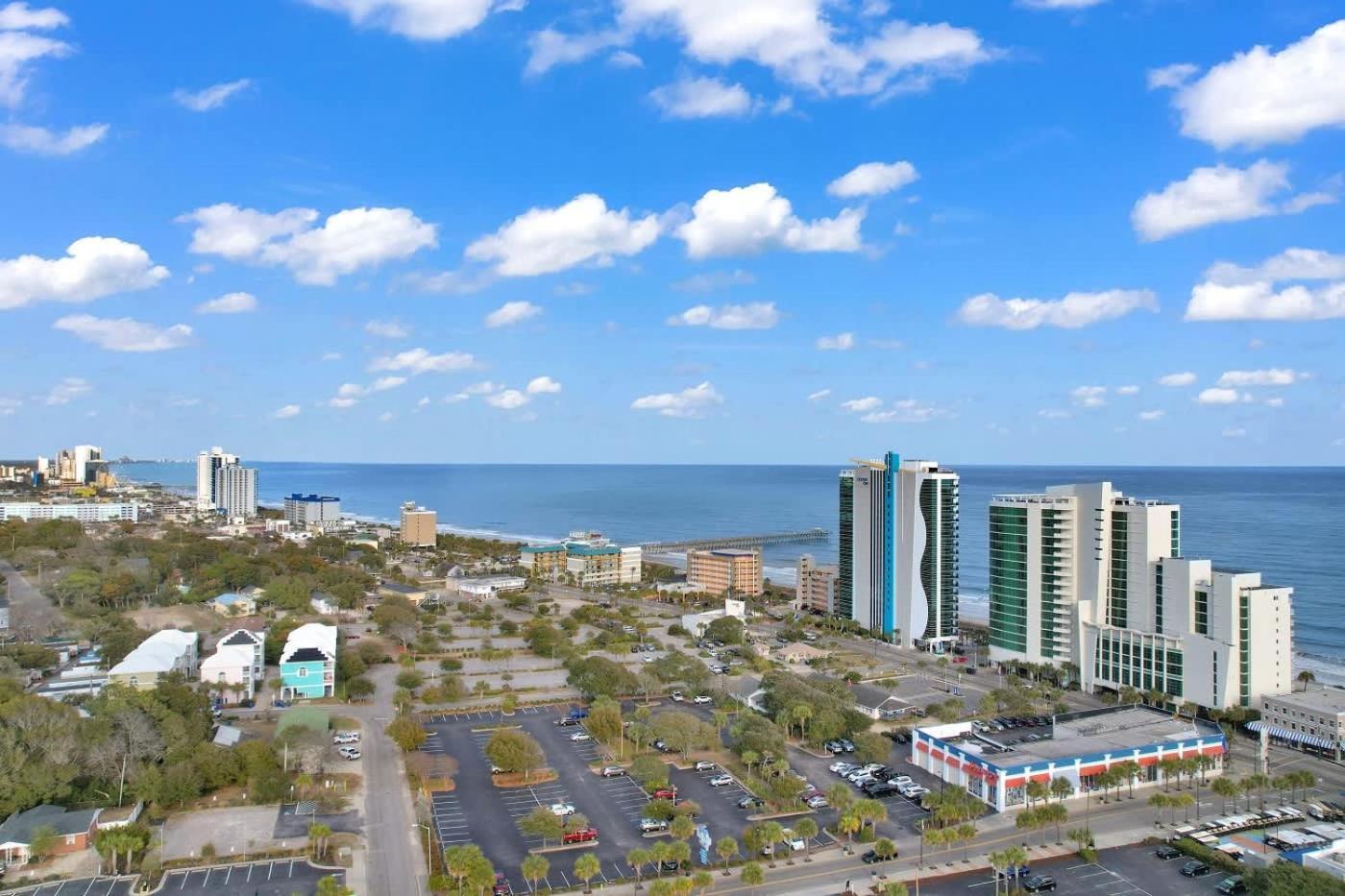 Sandy 1705 - Oceanfront Views