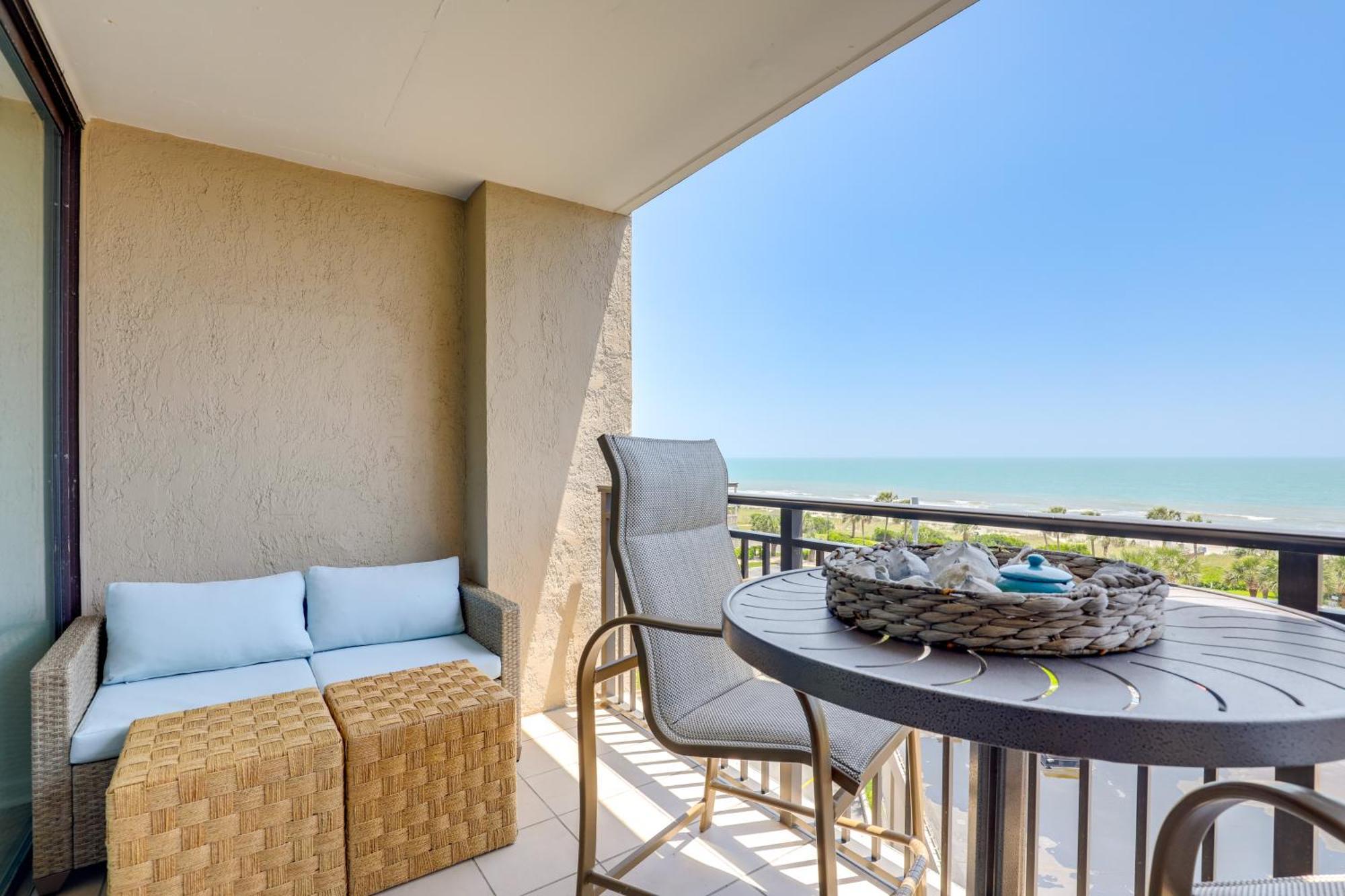 Walk To Myrtle With Views And Pool Access * Myrtle Beach