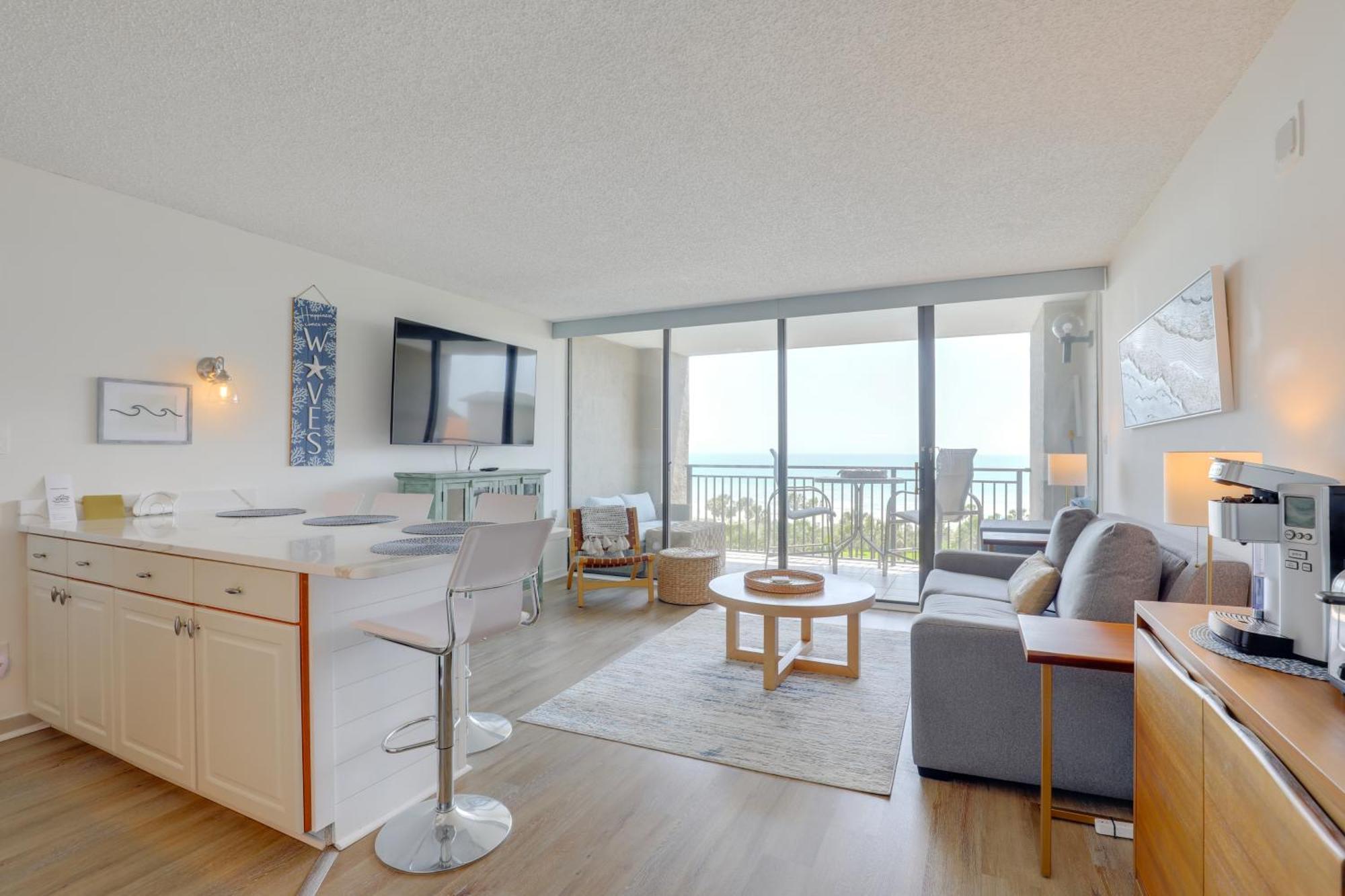 Walk To Myrtle With Views And Pool Access