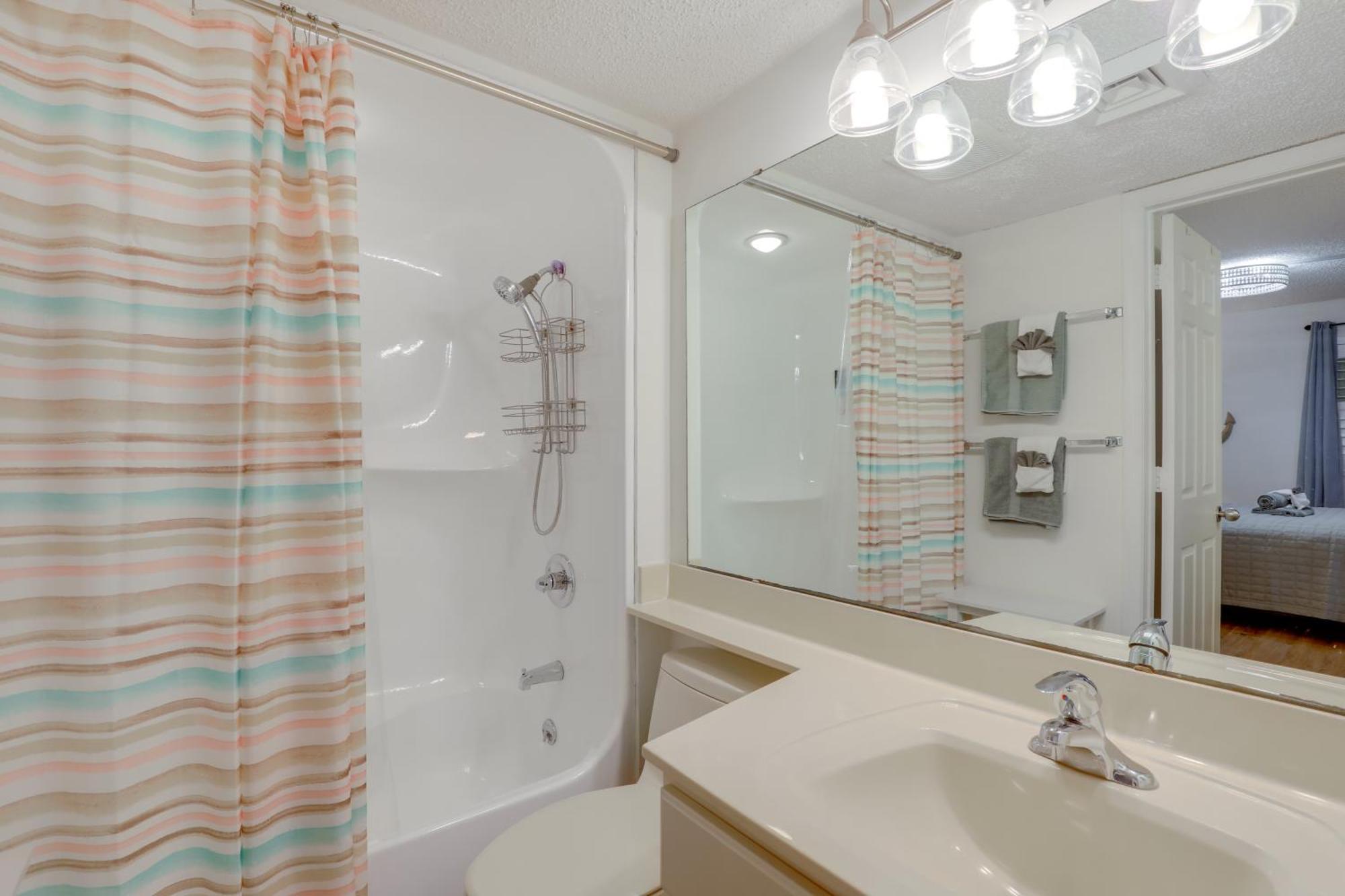 Apartment Walk To Myrtle With Views And Pool Access Myrtle Beach