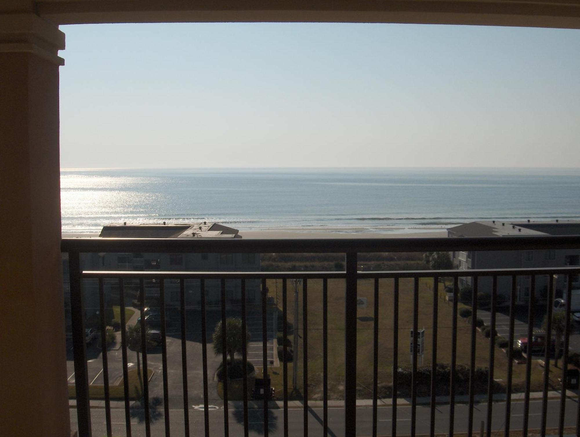 Apartment Tilghman Golf 8010 *