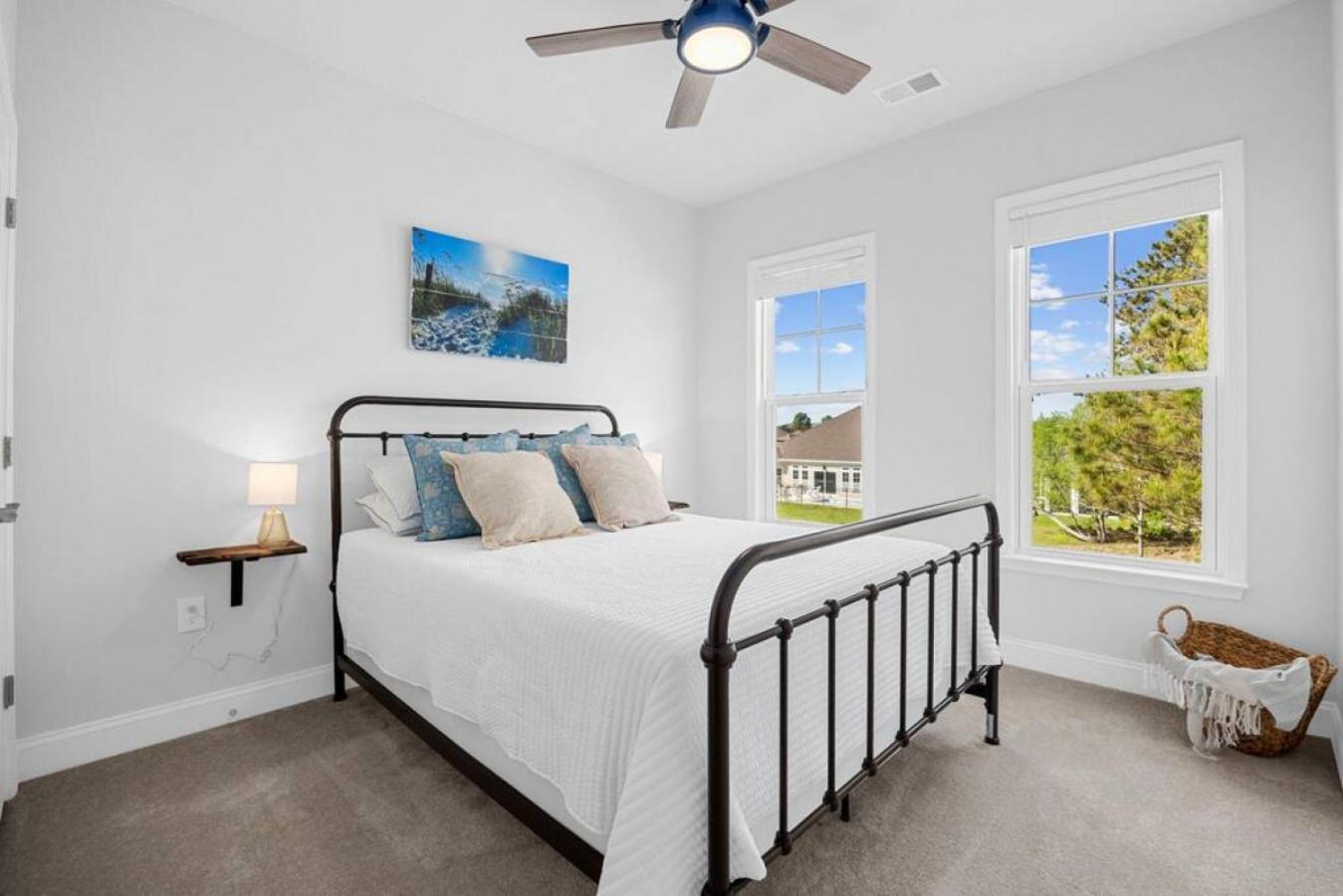 Luxury On Greens With Pool, Nearby Golf, Pub, Shops By Mybeach Vacation Holiday home Myrtle Beach