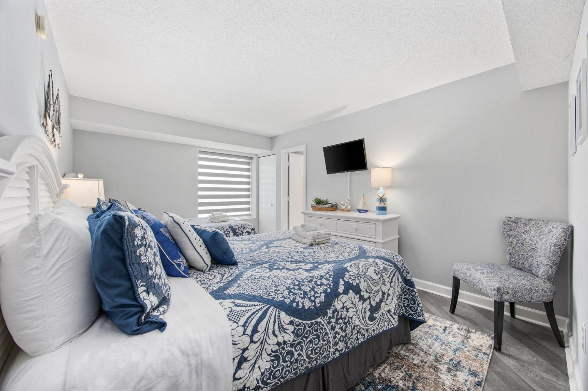 Apartment Seaglass Escape By Mybeach Vacation