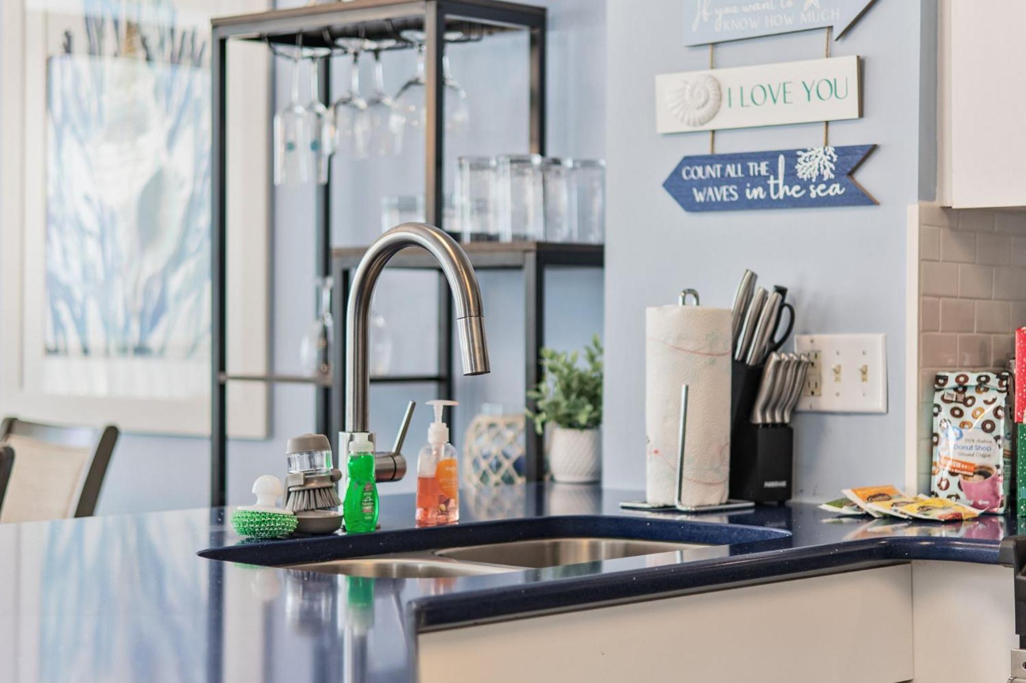 Apartment Seaglass Escape By Mybeach Vacation *