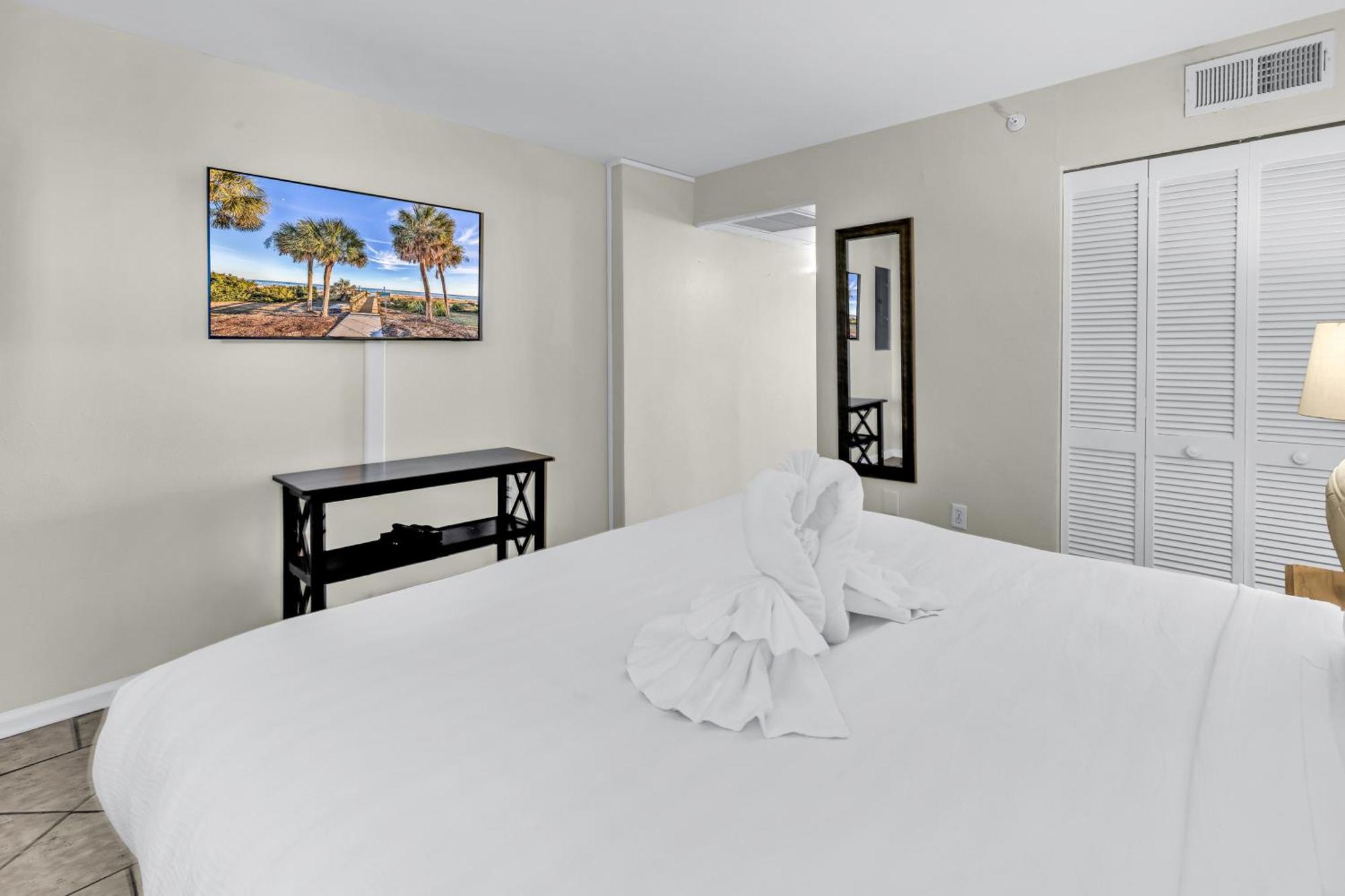 Oceanfront W Balcony King Bed Meridian Plaza Myrtle Beach