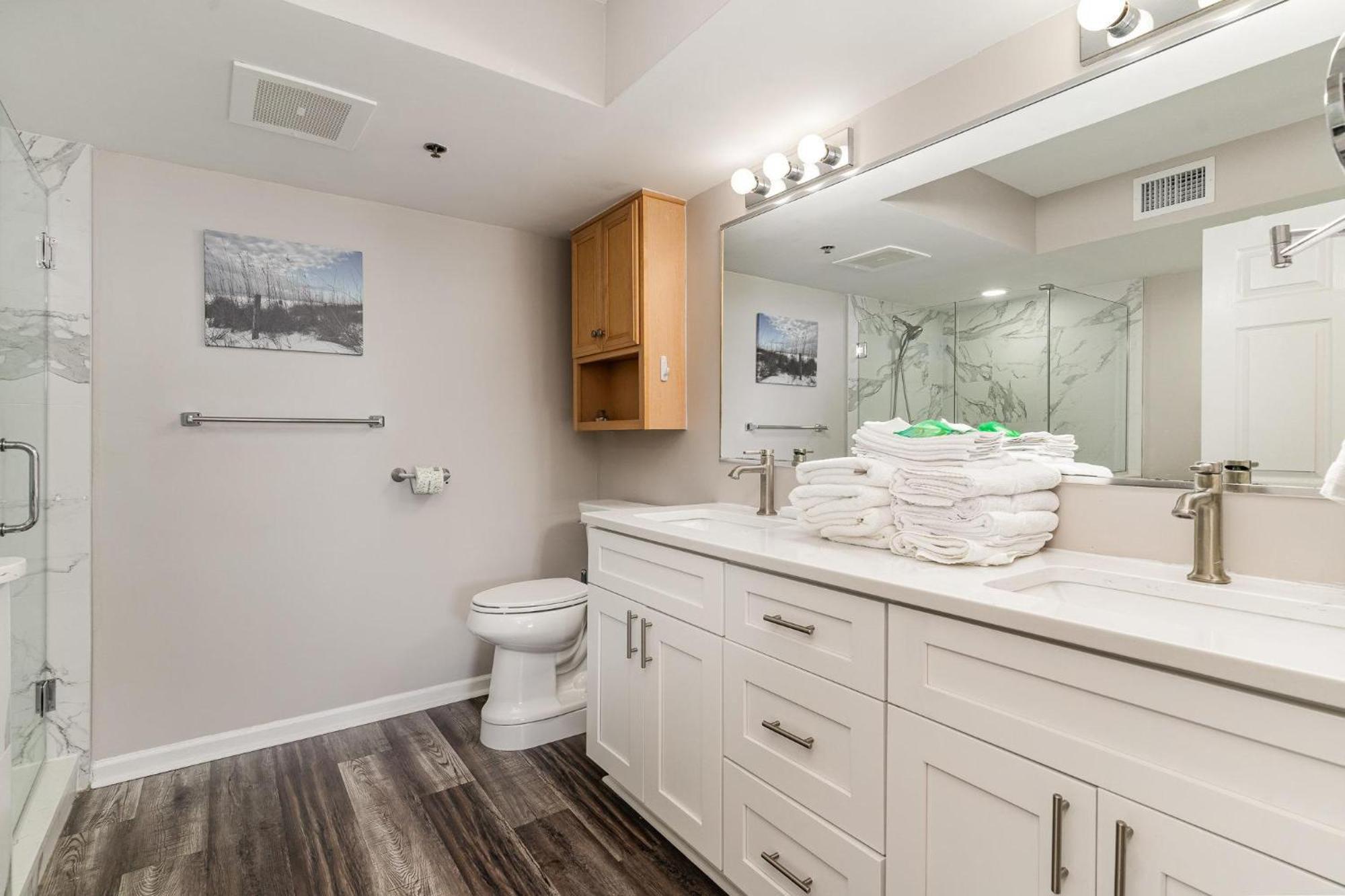 Crescent Shores N - 105 - Oceanfront-crescent Section Holiday home *