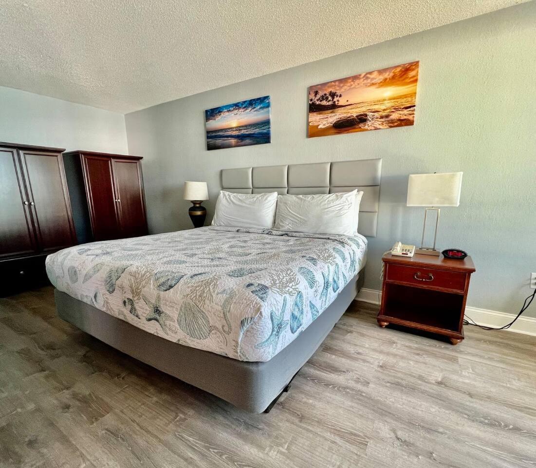 Gorgeous Oceanfront Suite! 1br Condo, Dog Friendly! 706 Apartment Myrtle Beach