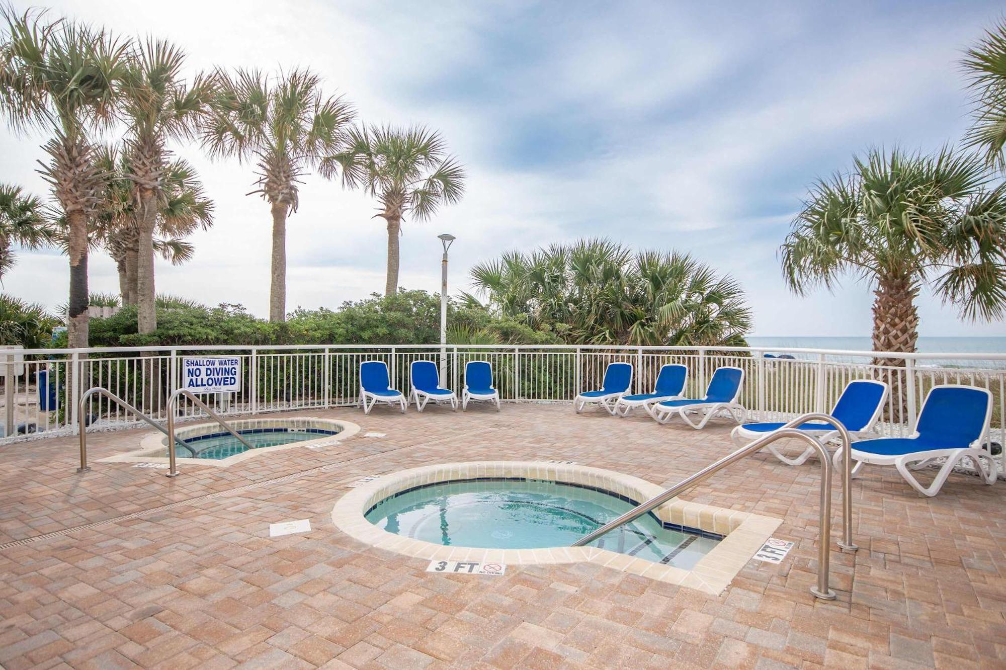 To Unwind, Views, Pools & Free Stuff! C50 *