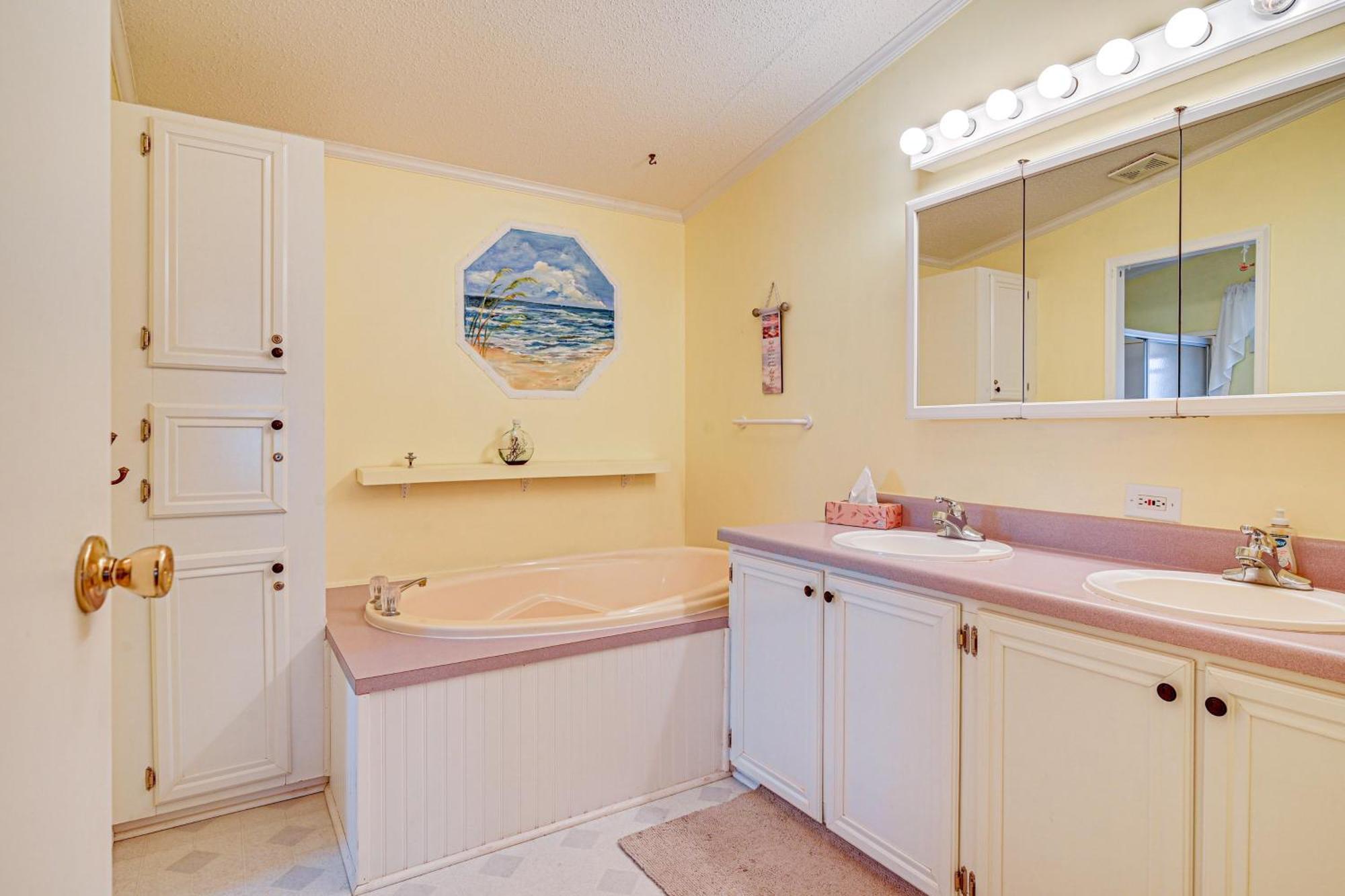 Holiday home Walk To Surfside With Pool Access Myrtle Beach