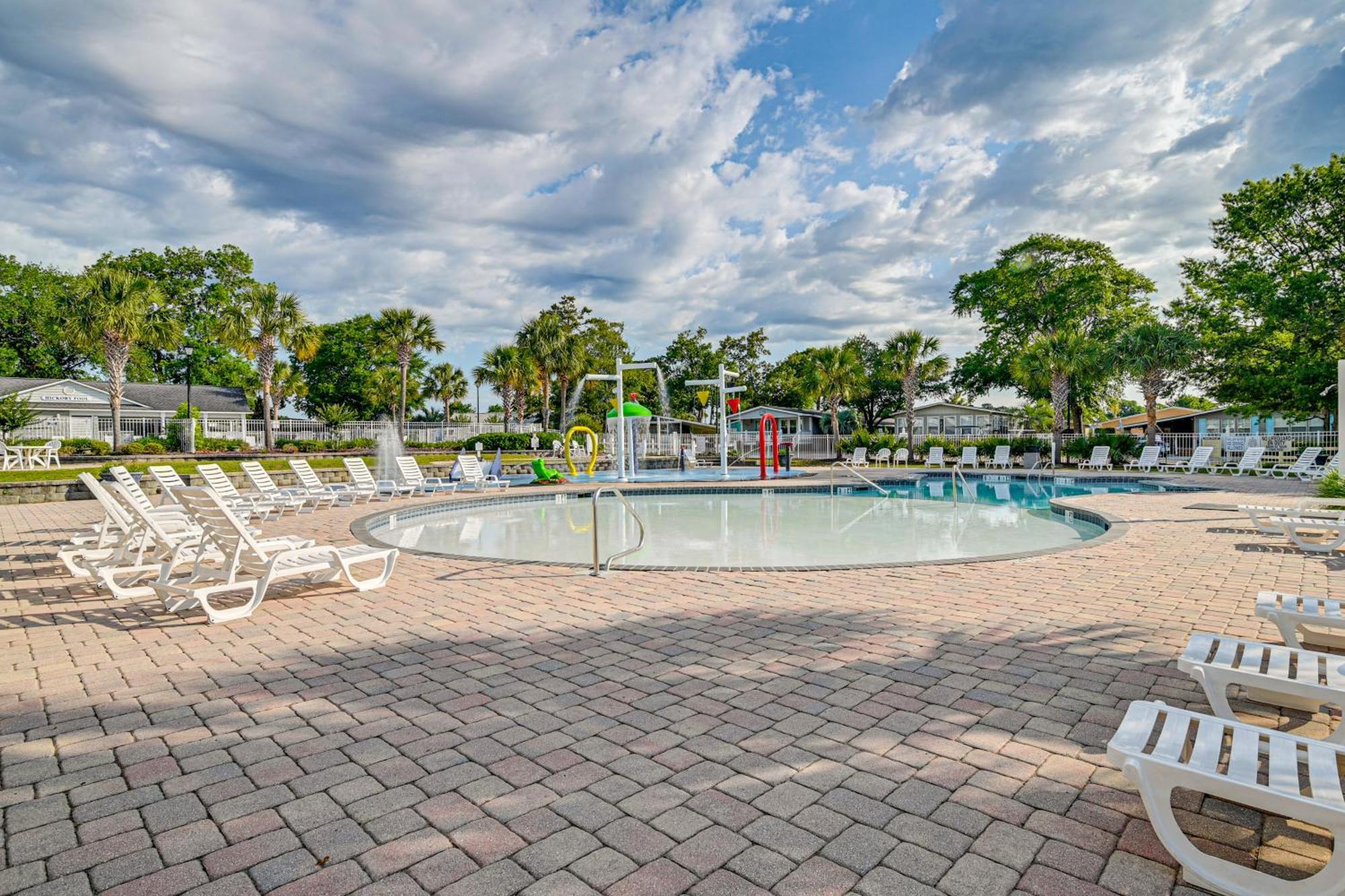 Walk To Surfside With Pool Access Holiday home Myrtle Beach