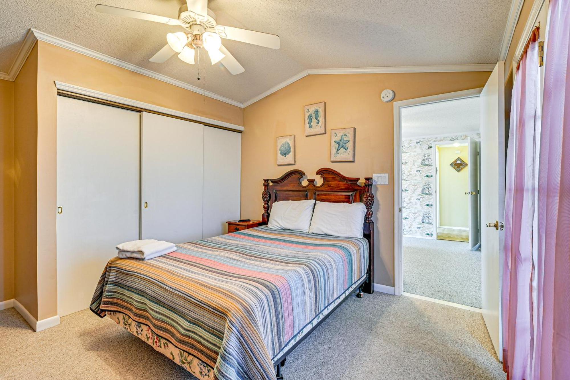 Holiday home Walk To Surfside With Pool Access Myrtle Beach