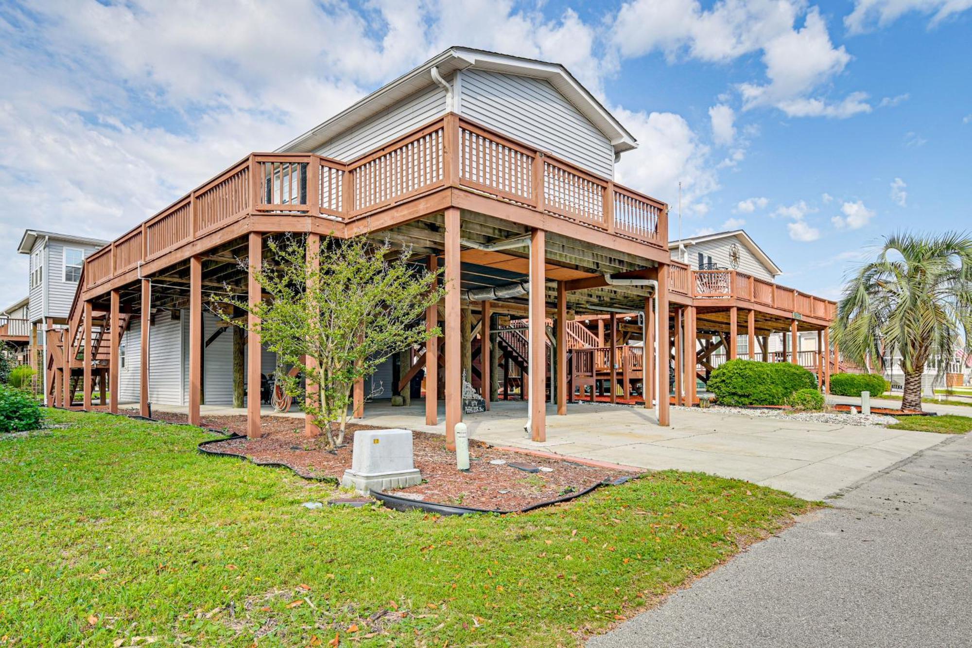 Walk To Surfside With Pool Access Holiday home Myrtle Beach