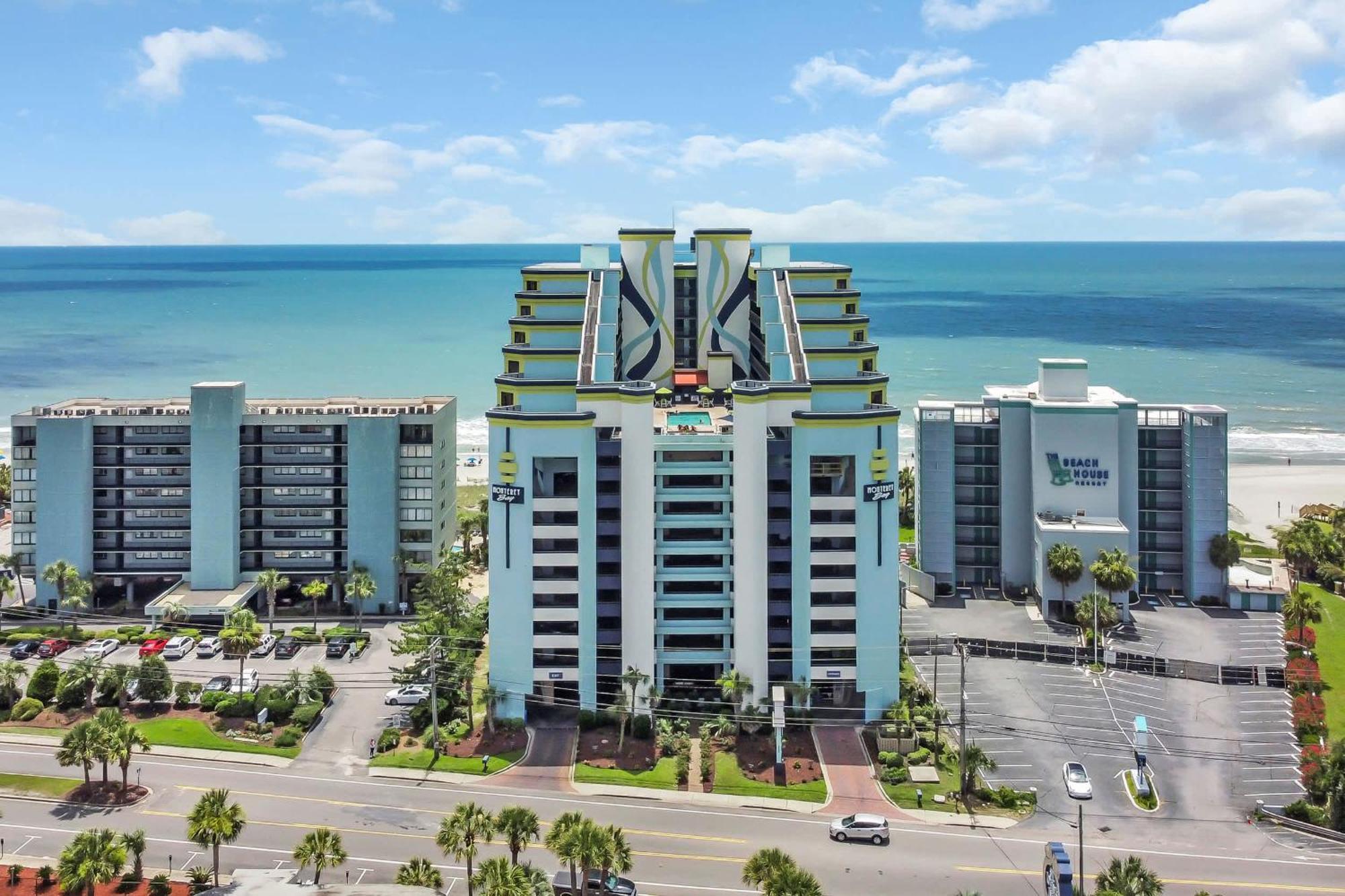 Oceanfront Modern W Lazy River Near Boardwalk Holiday home Myrtle Beach