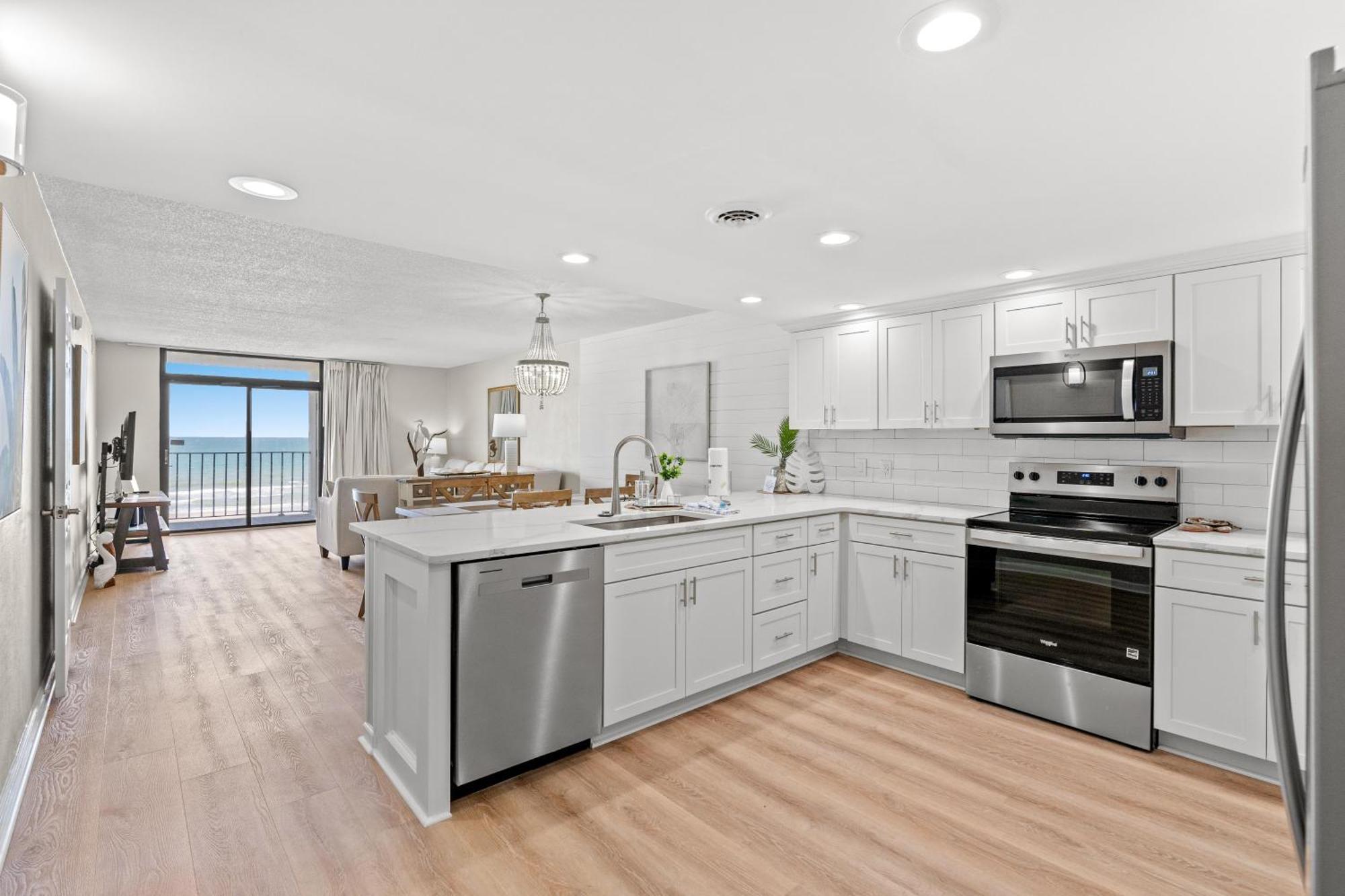 Ocean Towers Club 401 - Oceanfront - Windy Hill Section Holiday home