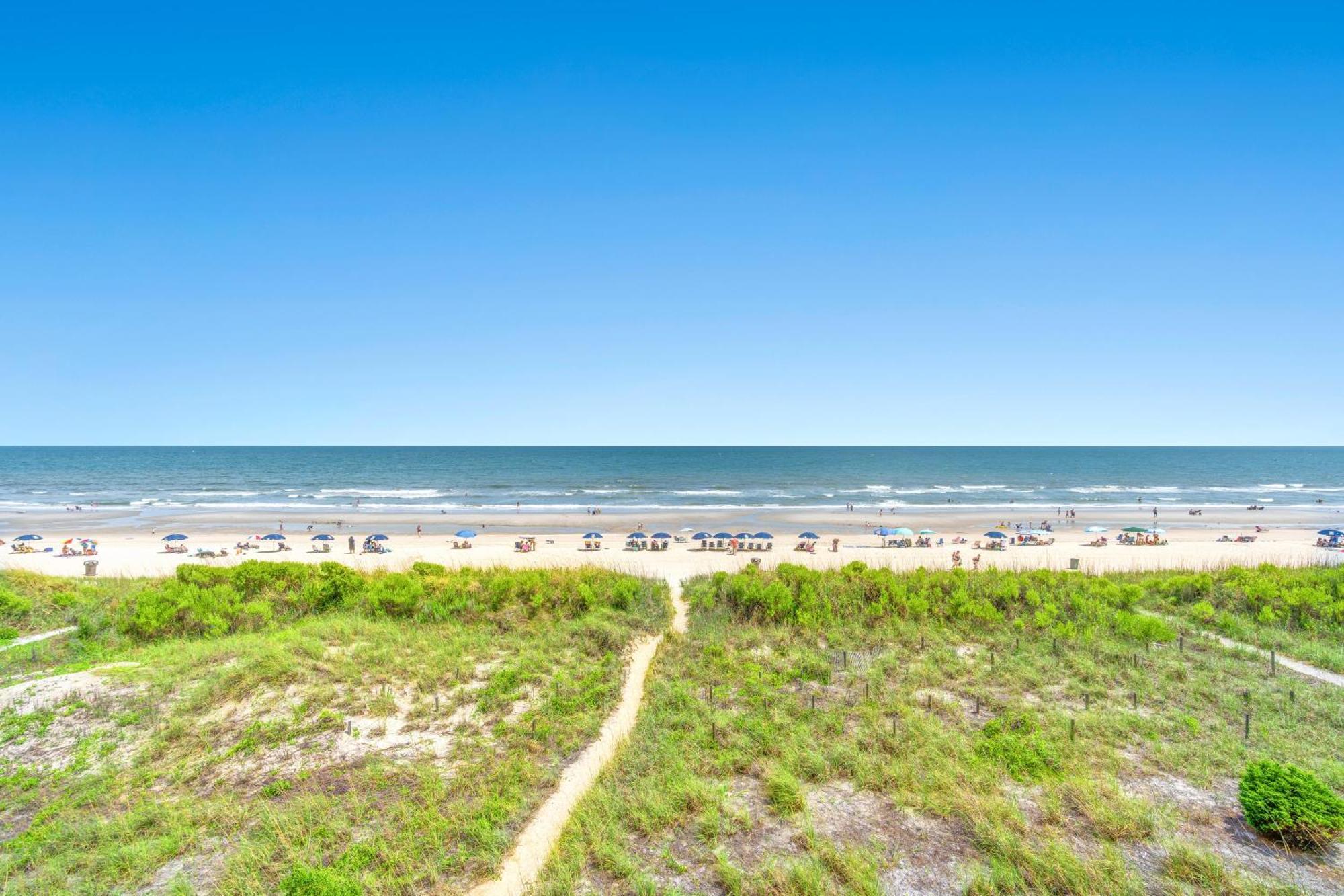 Ocean Towers Club 401 - Oceanfront - Windy Hill Section