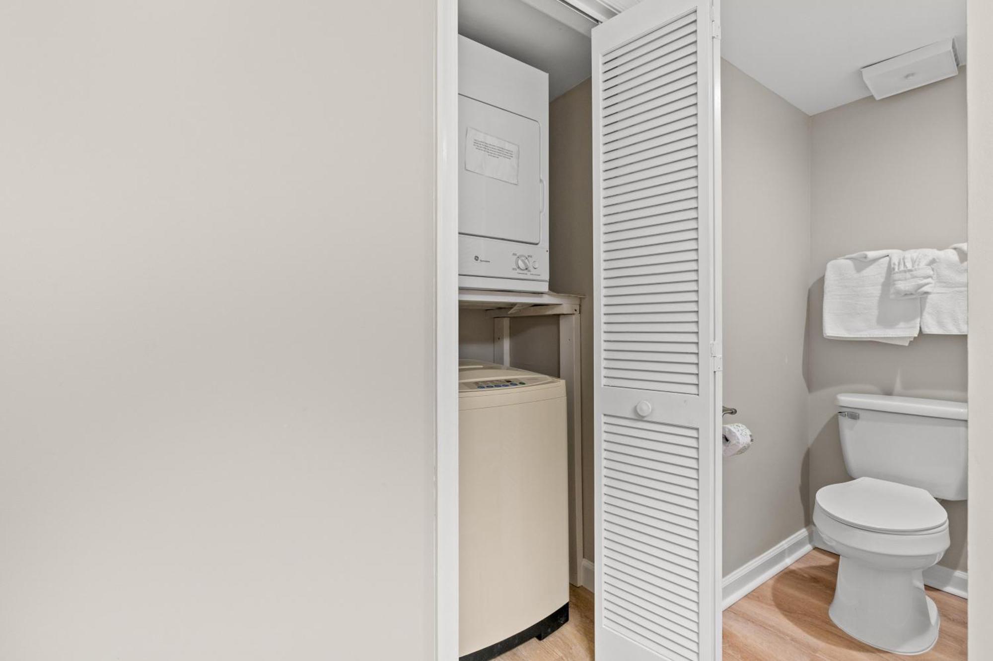 Holiday home Ocean Towers Club 401 - Oceanfront - Windy Hill Section Myrtle Beach