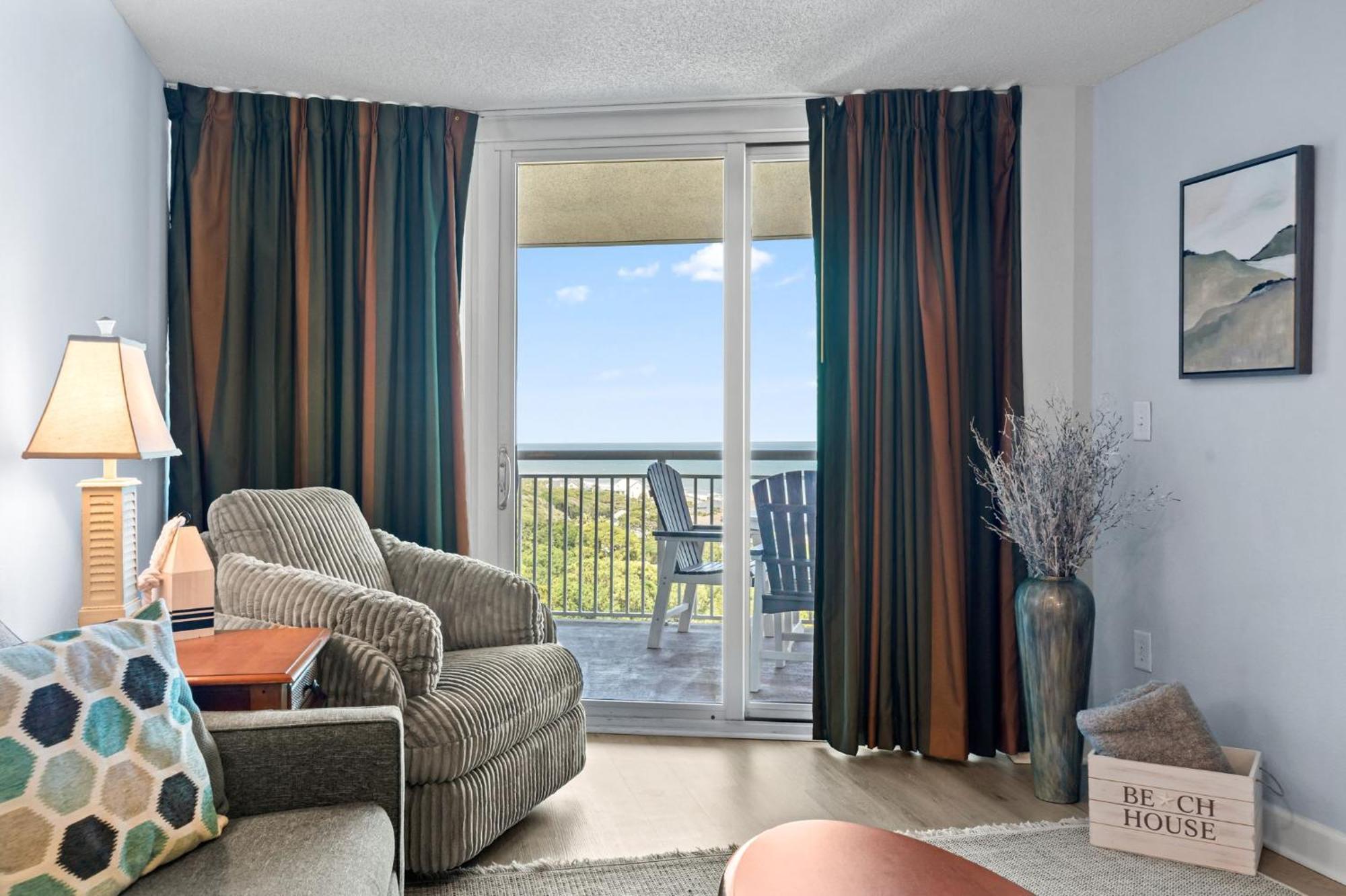 Spacious Luxurious 2b2b Ocean View Sleeps 8 *