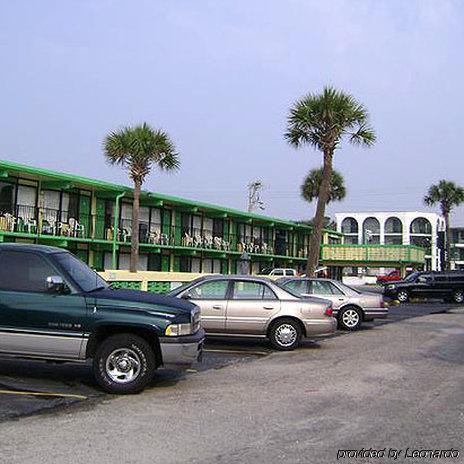 Motel Sea Hawk Oceanfront 2*