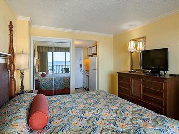 Sea Crest Oceanfront Resort 3*