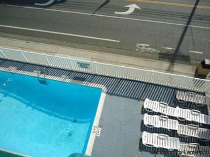 Wayfarer Motel *