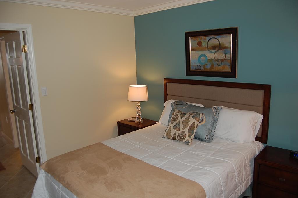 Bluewater 1501 Apartment *