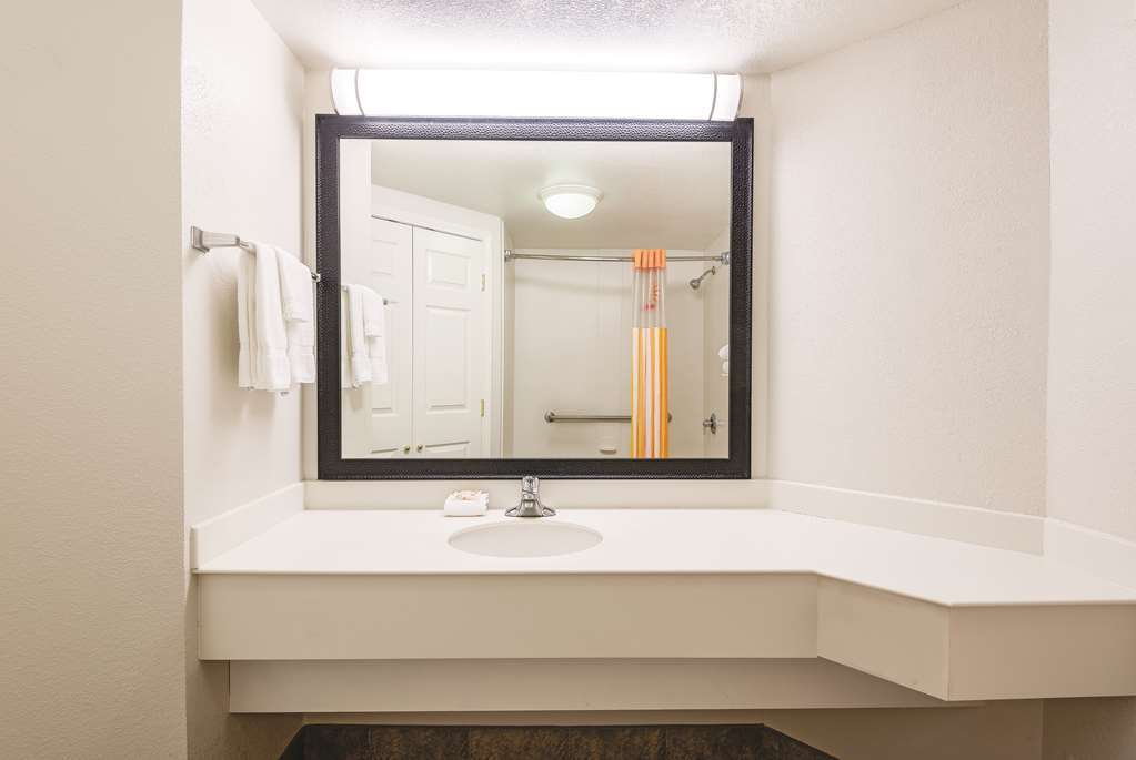 La Quinta By Wyndham Myrtle Broadway Area