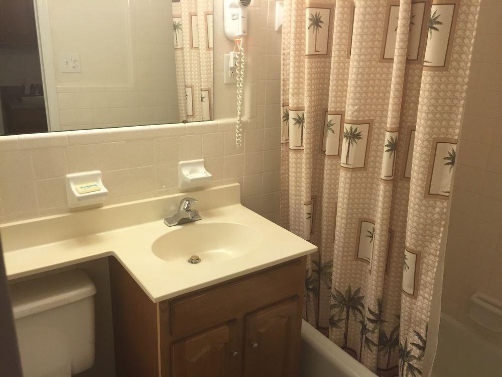 Hotel Wave Rider 4*