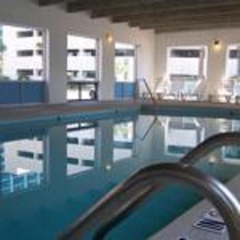 Wave Rider Hotel 4*