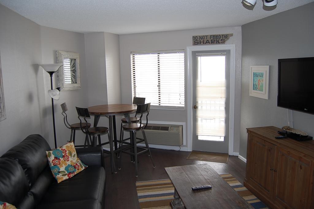 Bluewater 1501 Apartment *