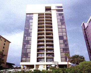 Schooner Ii And Racquet Club Hotel